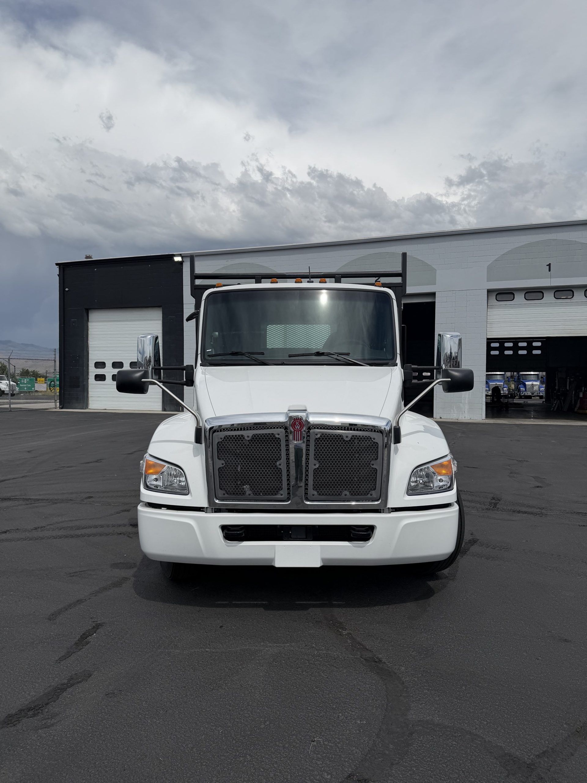 2025 Kenworth T280 in Boise, ID, ID — photo 2