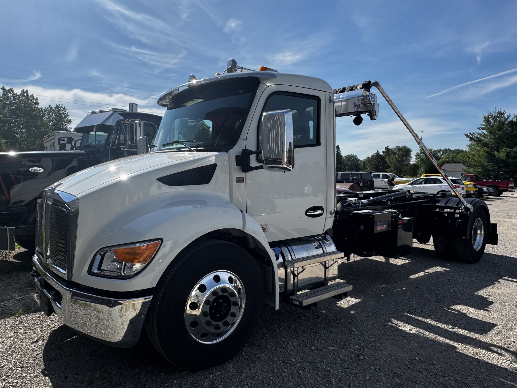 2025 Kenworth T280 in Roanoke, VA, VA — photo 2
