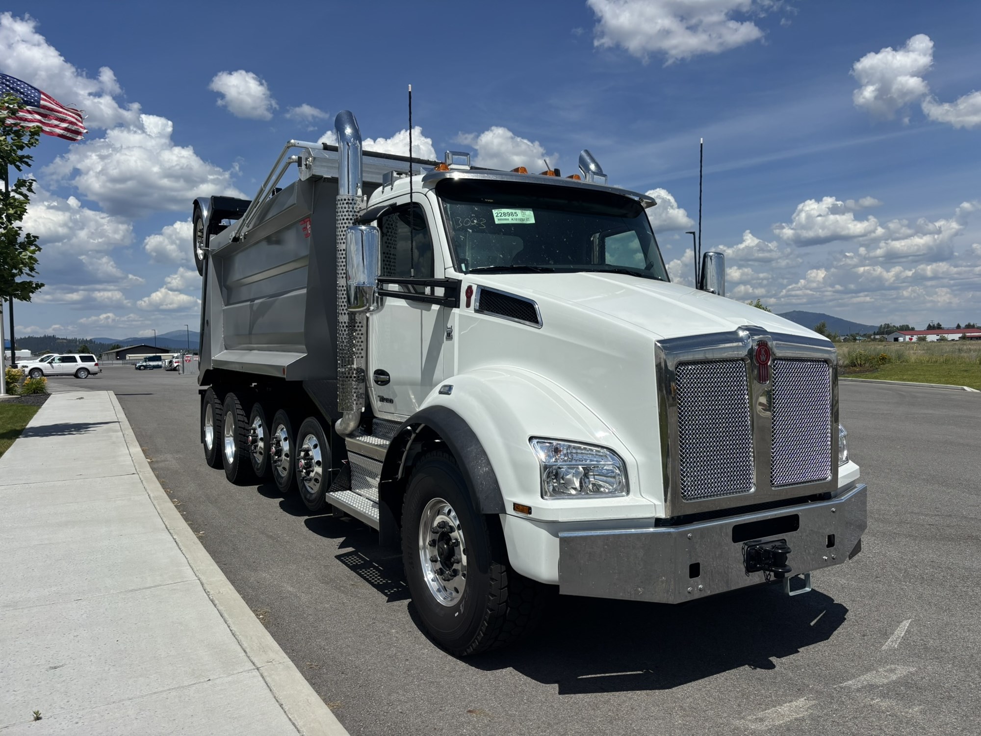 2026 Kenworth T880 in Spokane, WA — photo 4