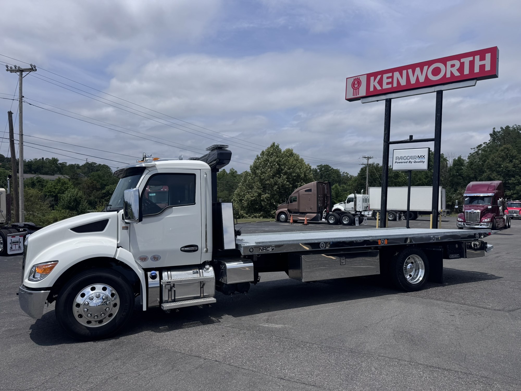 2026 Kenworth T280 in Roanoke, VA, VA — photo 4