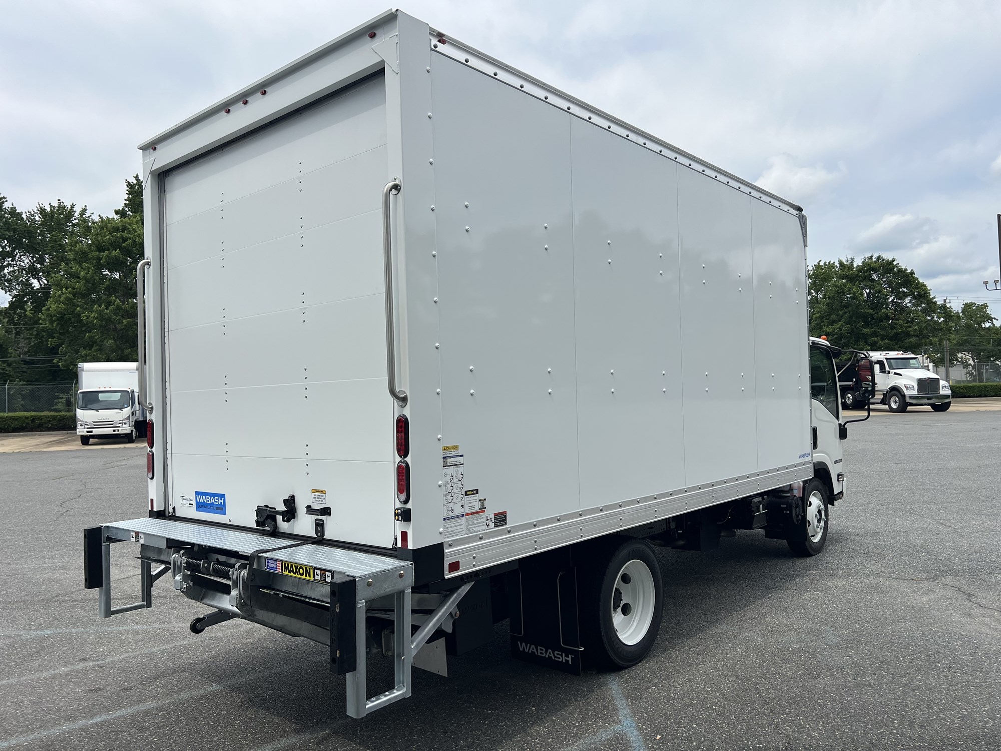 2026 Isuzu NPRGASHD 1F3 2026 Isuzu NPRGASHD 1F3 - image 4 of 6