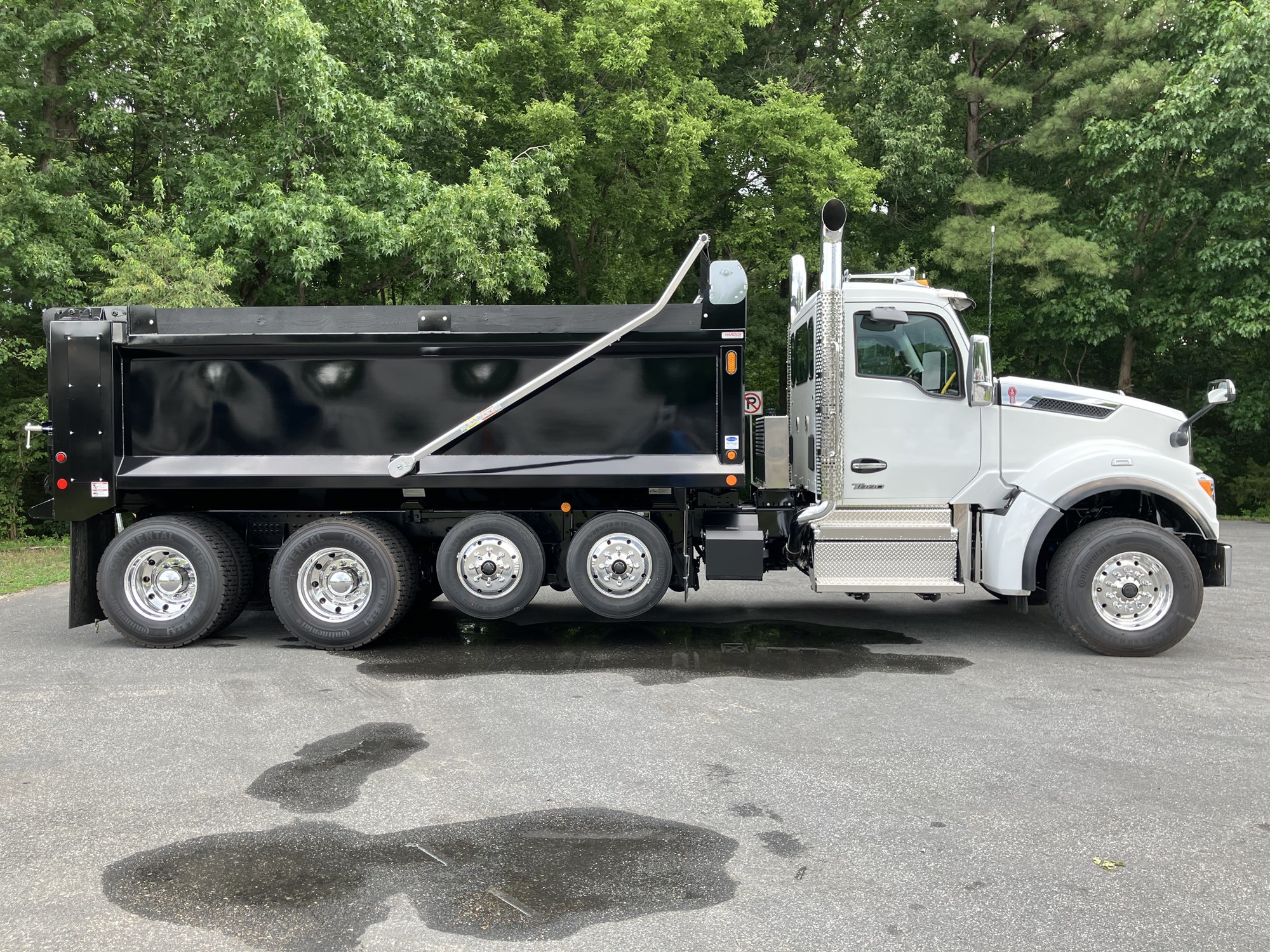 2027 Kenworth T880 2027 Kenworth T880 - image 4 of 6