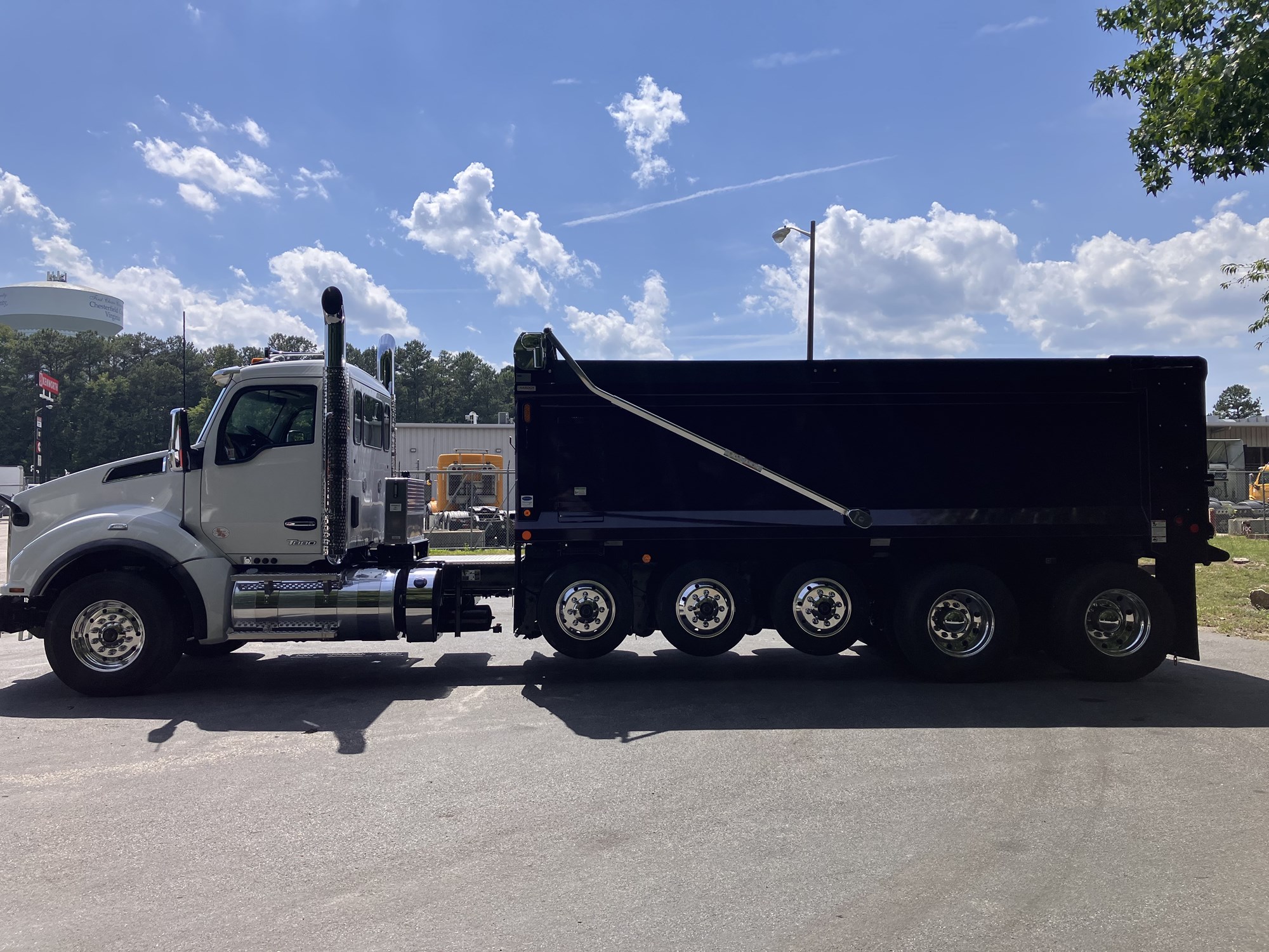 2027 Kenworth T880 2027 Kenworth T880 - image 4 of 6