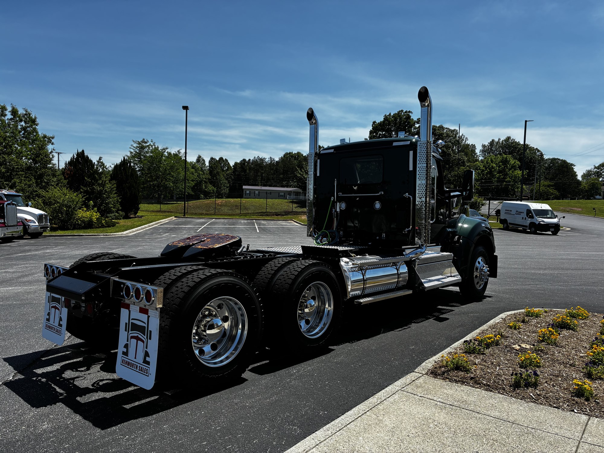 2027 Kenworth W990 2027 Kenworth W990 - image 5 of 6