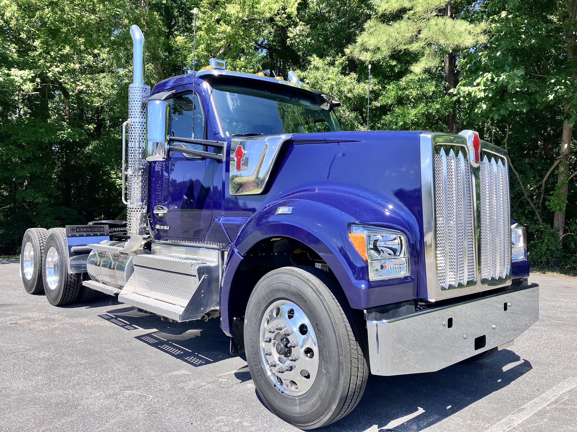 2027 Kenworth W990 in Richmond, VA, VA