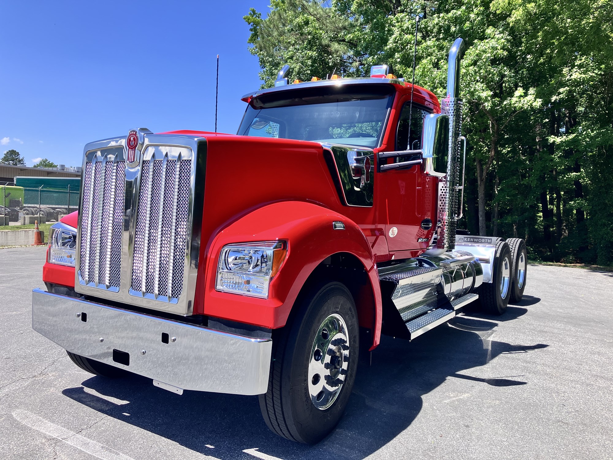2027 Kenworth W990 in Richmond, VA, VA