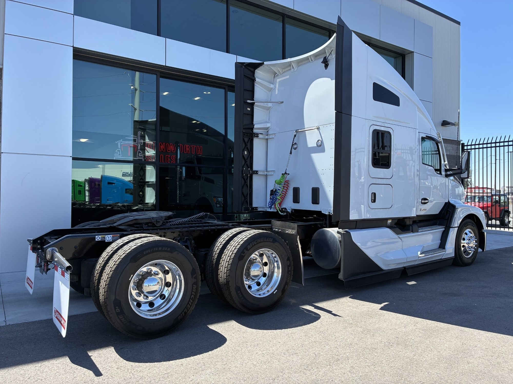 2027 Kenworth in Las Vegas, NV, NV — photo 4