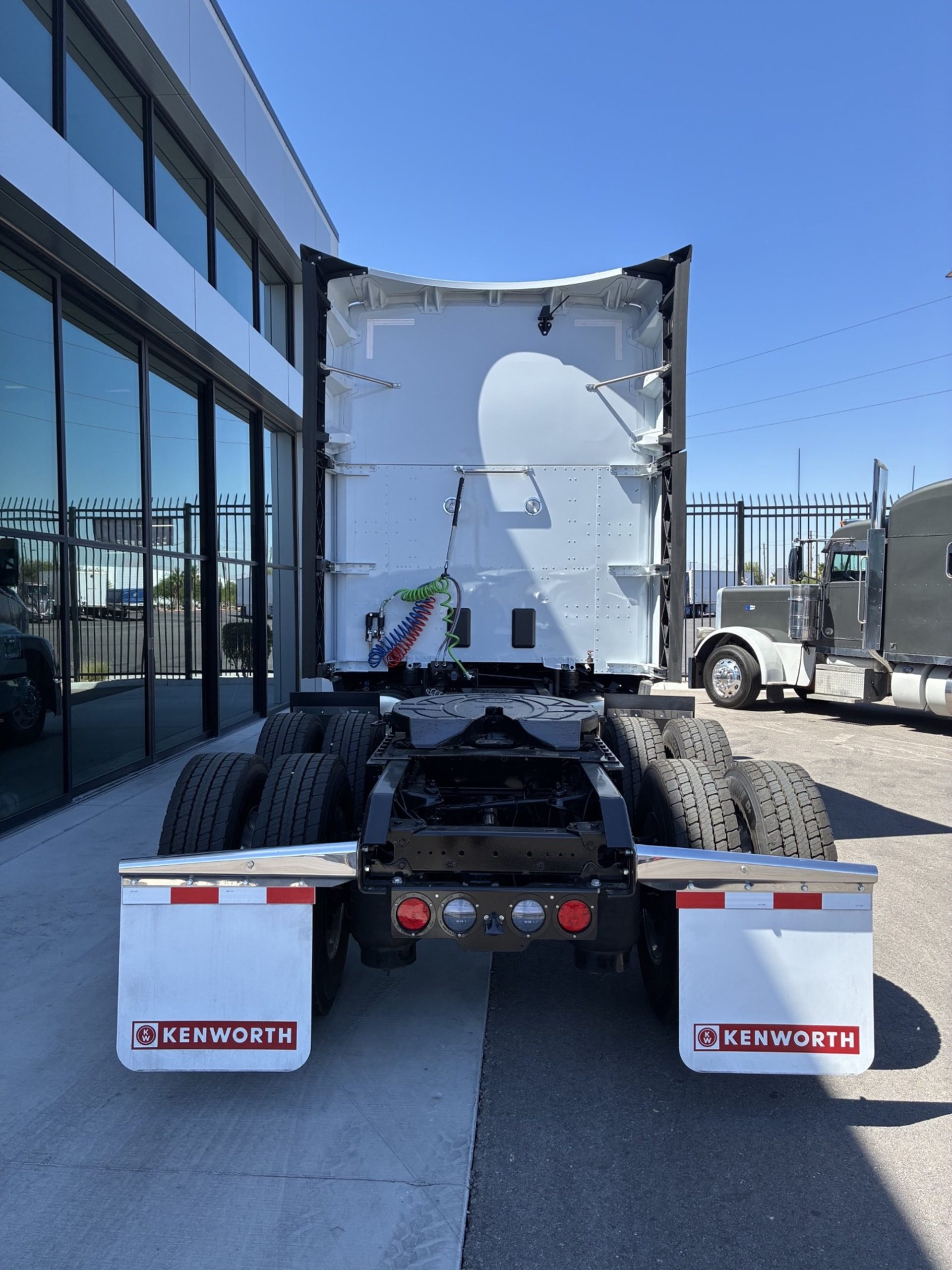 2027 Kenworth in Las Vegas, NV, NV — photo 5