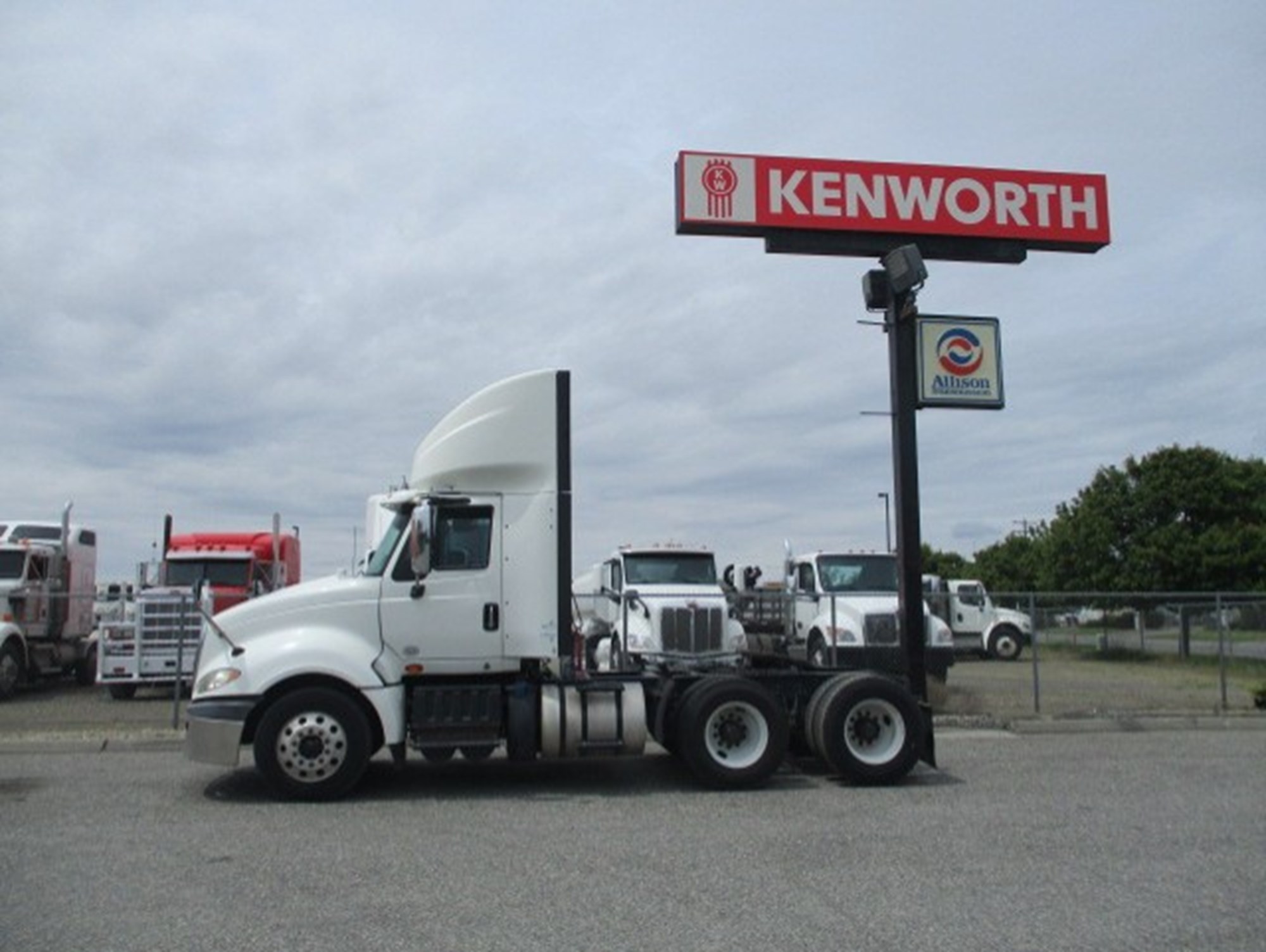 2015 International ProStar in Pasco, WA — photo 4