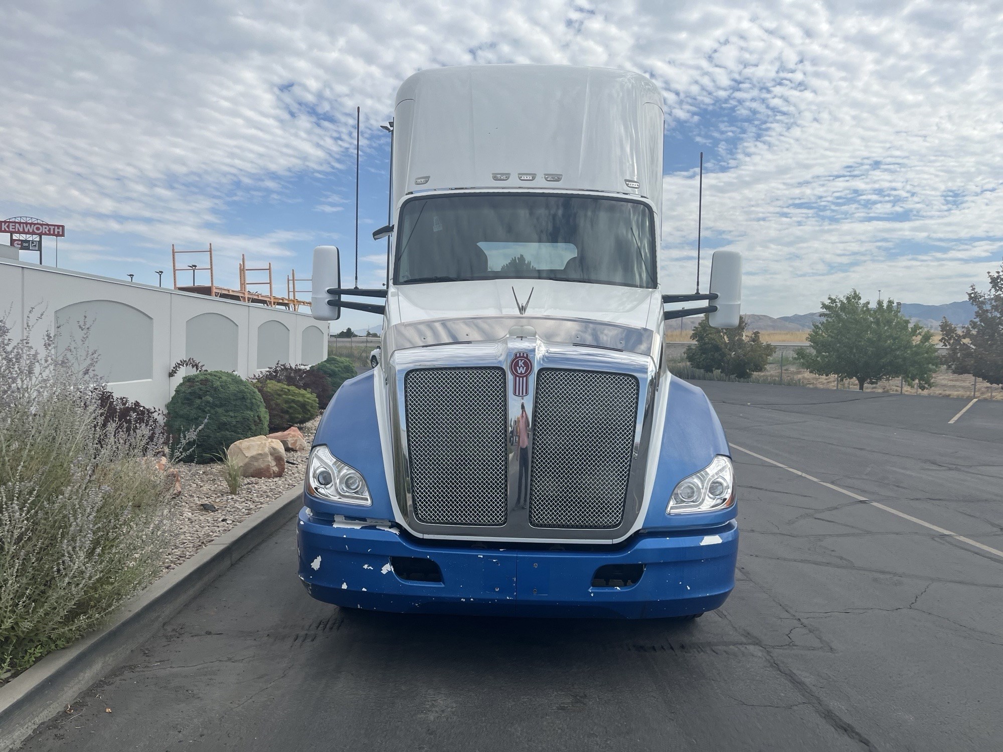 2015 Kenworth T680 in Salt Lake, UT — photo 3