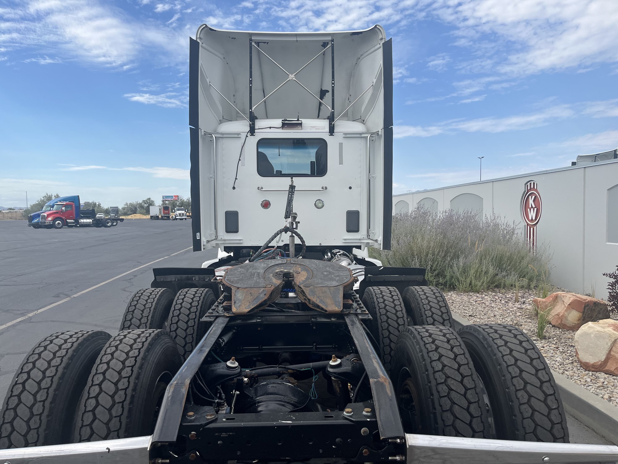 2015 Kenworth T680 in Salt Lake, UT — photo 6