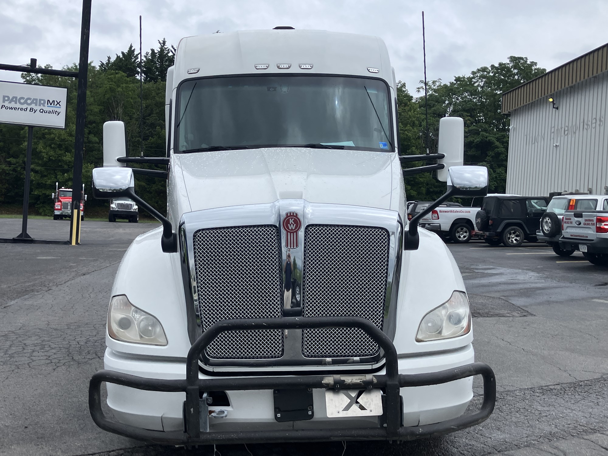 2021 Kenworth T680 in Roanoke, VA — photo 2