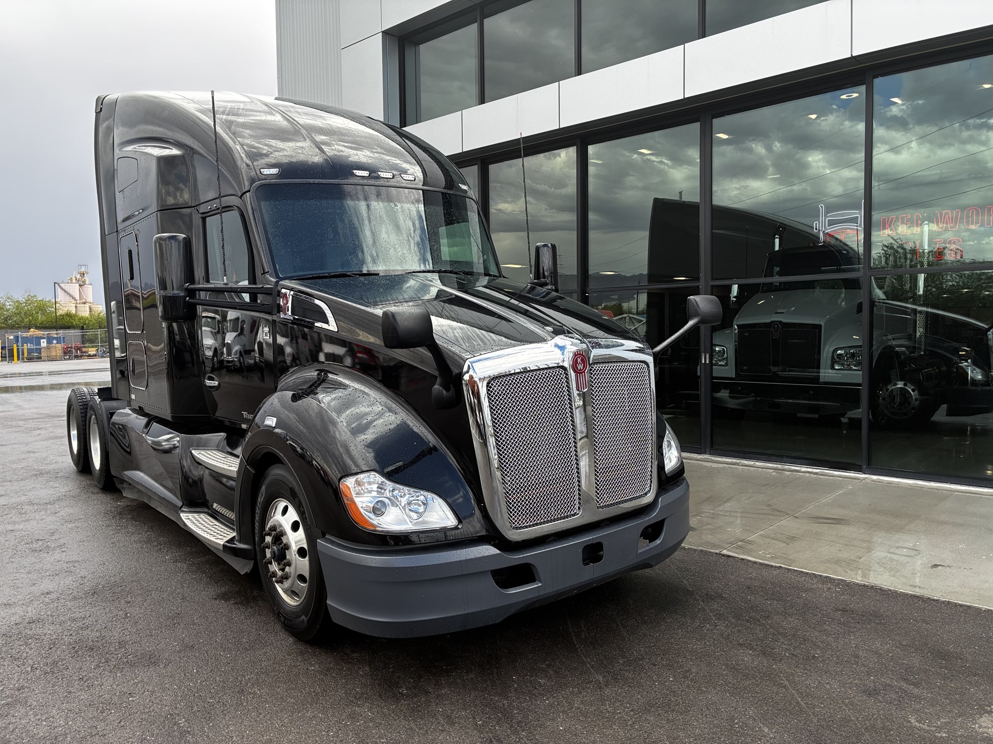 2022 Kenworth T680 in Las Vegas, NV