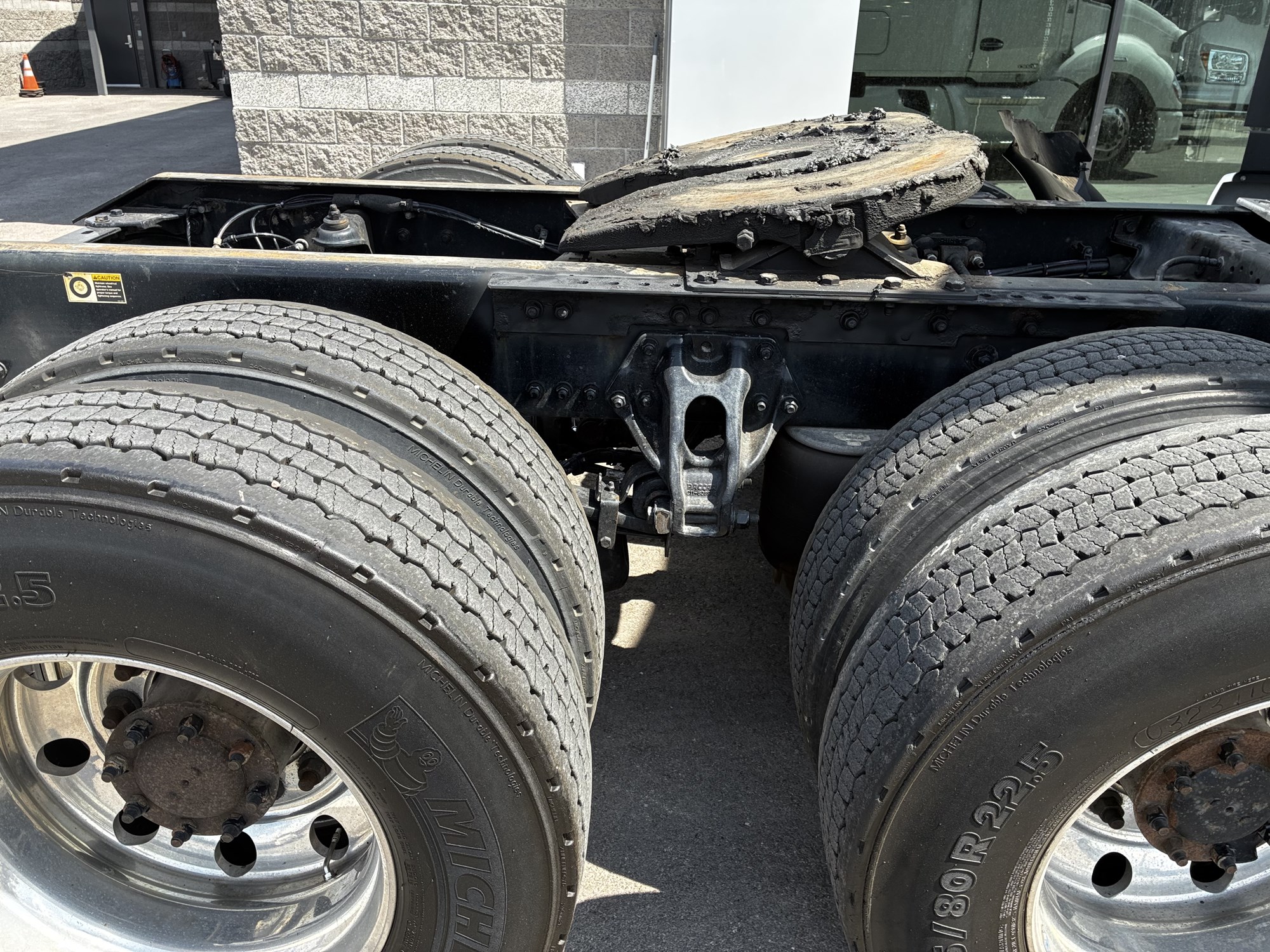 2022 Kenworth T680 in Las Vegas, NV — photo 4
