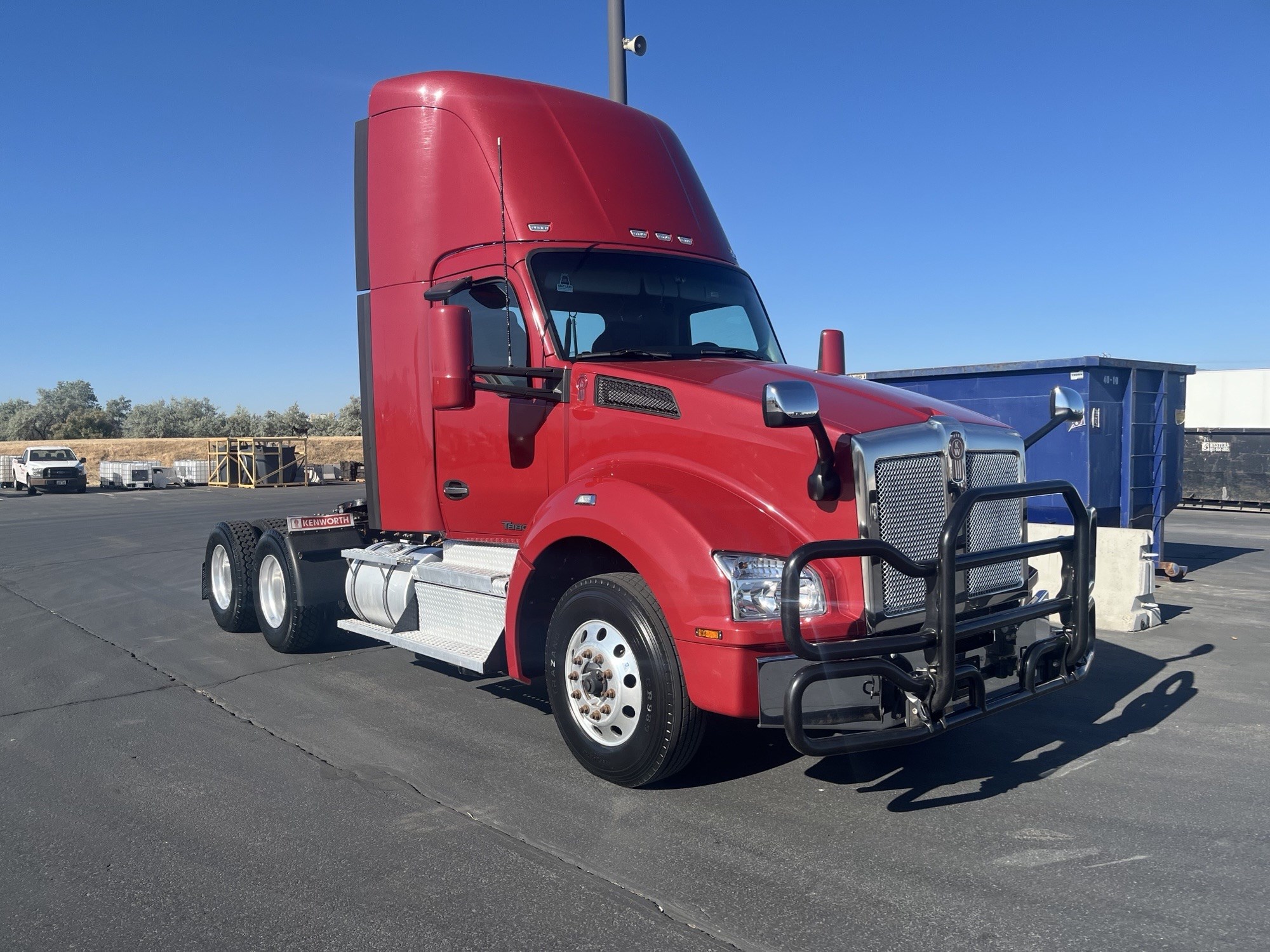 2022 Kenworth T880 - image 1 of 6