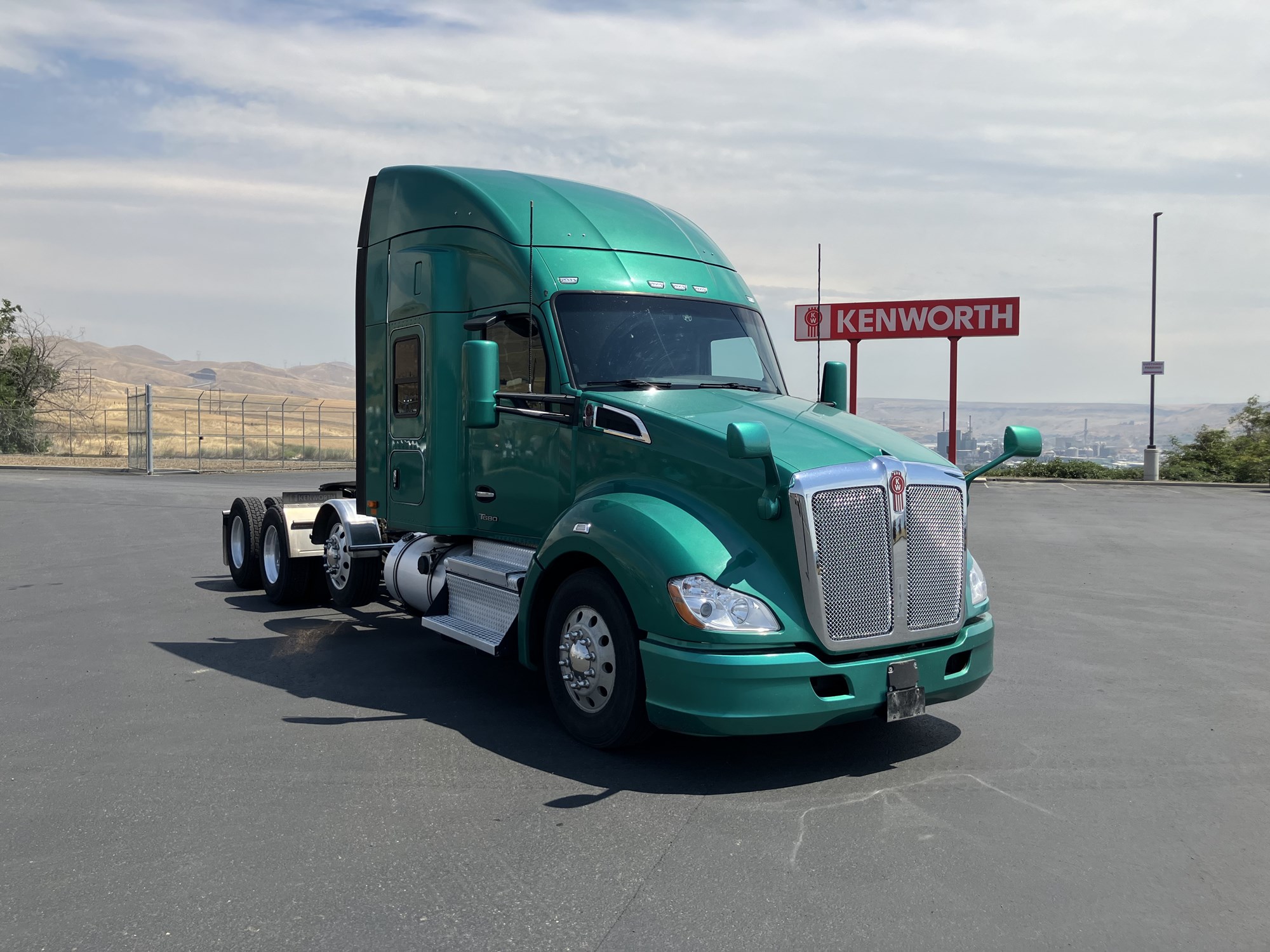 2022 Kenworth T680 in Lewiston, ID — photo 4