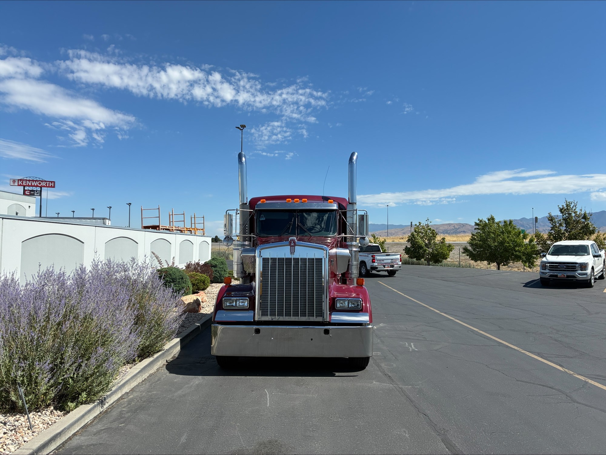 2022 Kenworth W900 2022 Kenworth W900 - image 3 of 6