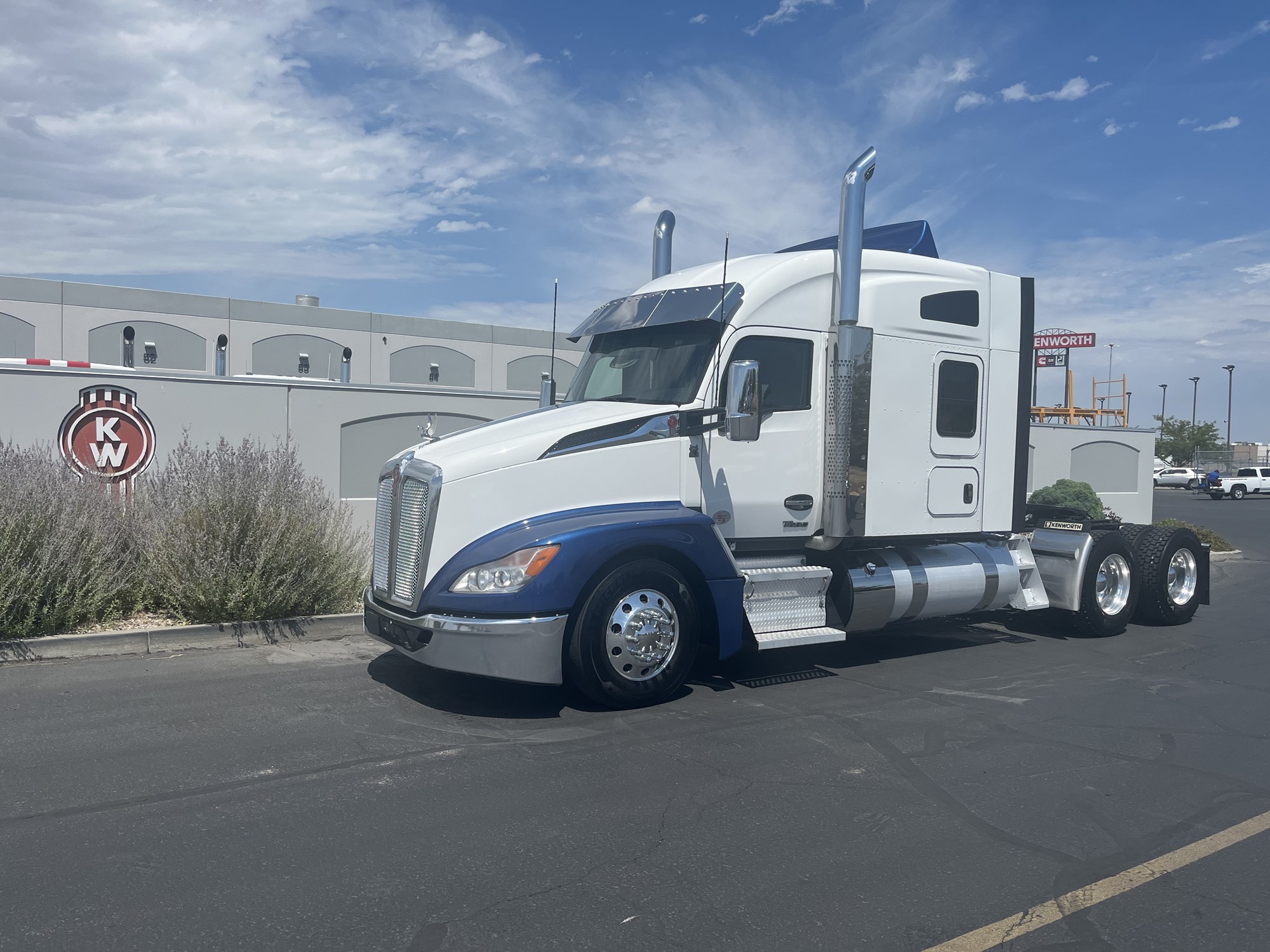 2023 Kenworth in Salt Lake, UT — photo 2