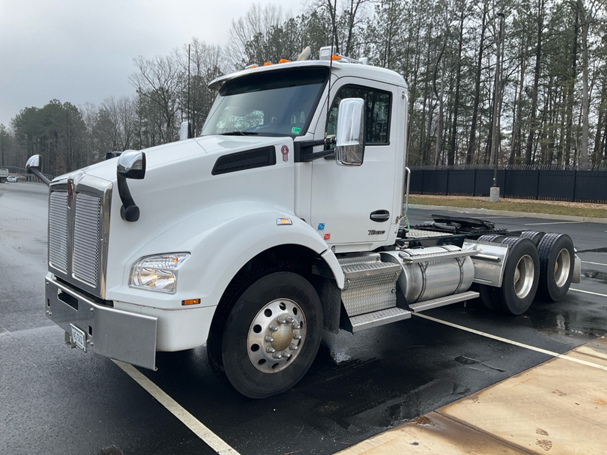 2023 Kenworth T880 in Richmond, VA
