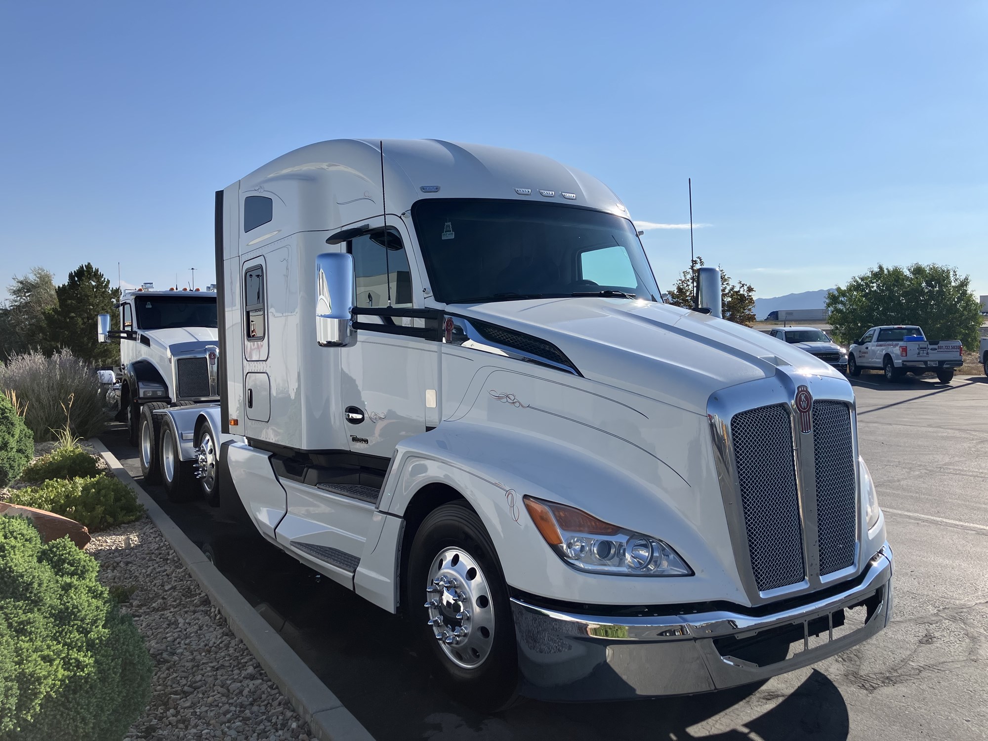 2023 Kenworth T680 Next Gen - image 4 of 6
