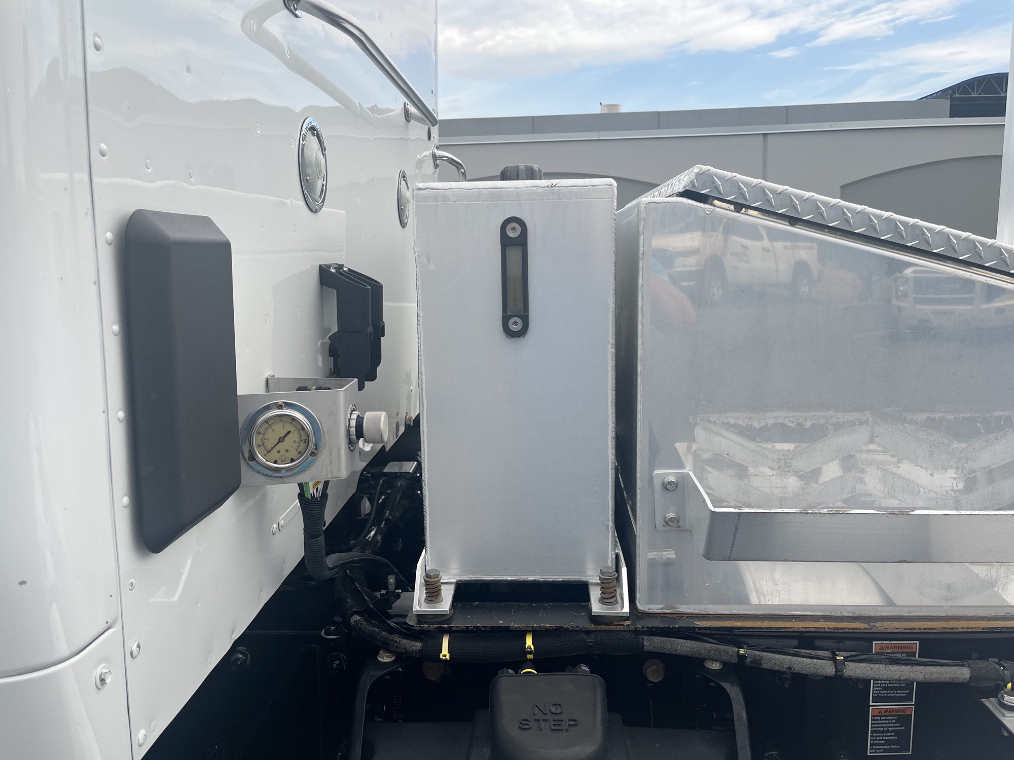 2024 Kenworth T880 in Salt Lake, UT — photo 5