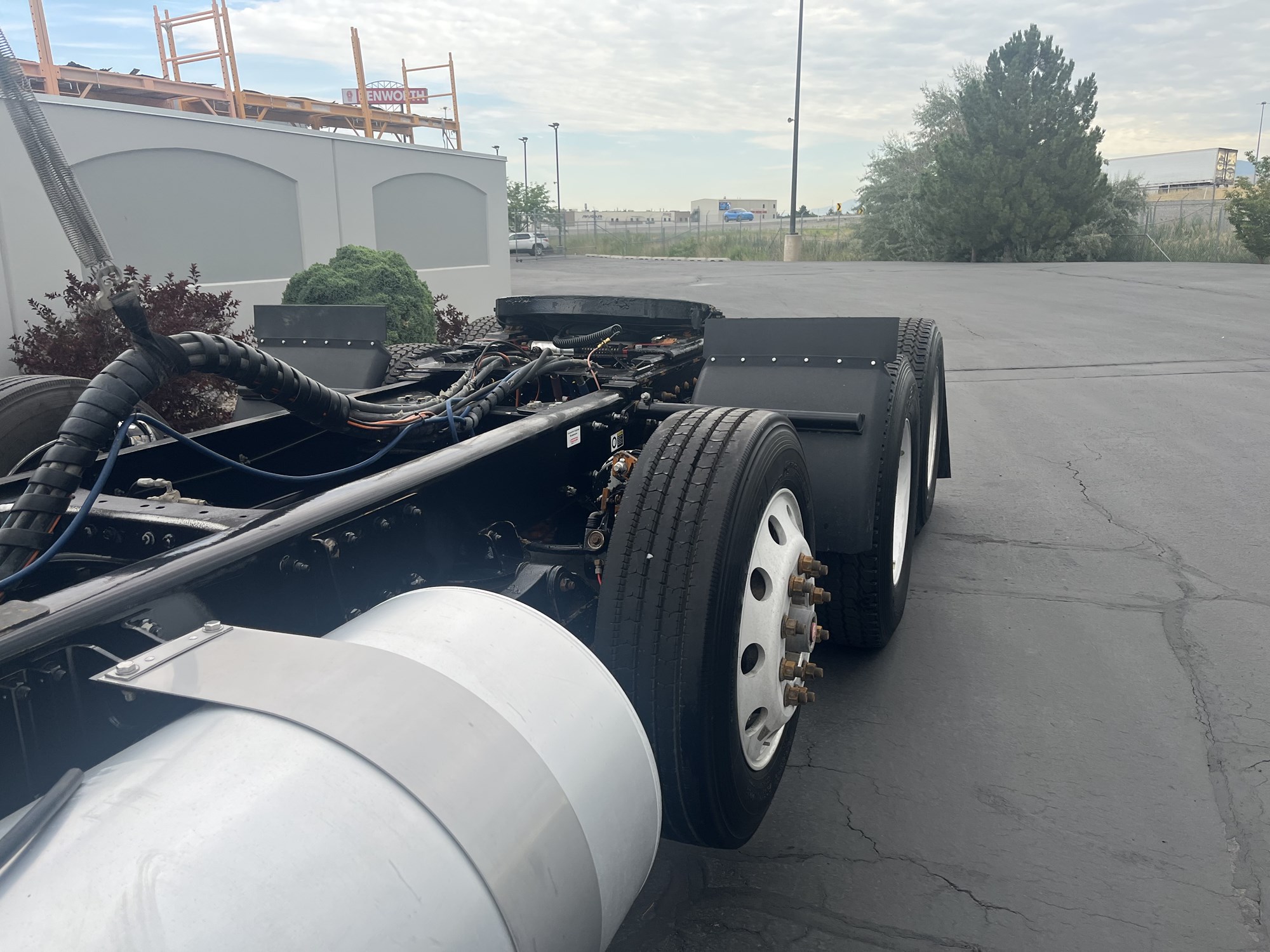 2024 Kenworth T880 in Salt Lake, UT — photo 6