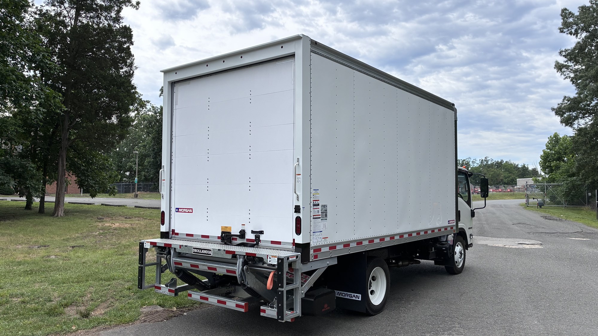2026 Isuzu in Manassas, VA — photo 5