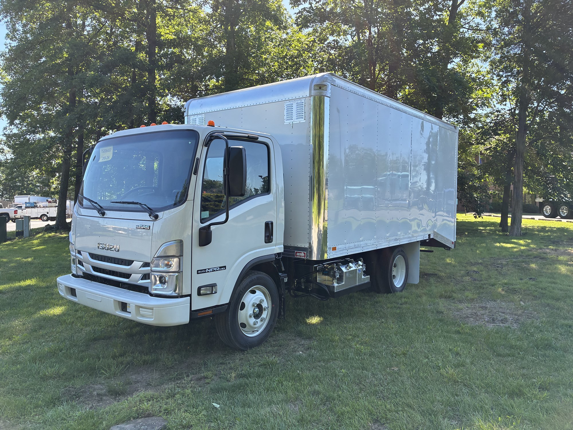 2026 Isuzu NPRGASHD 1F2 2026 Isuzu NPRGASHD 1F2 - image 1 of 6