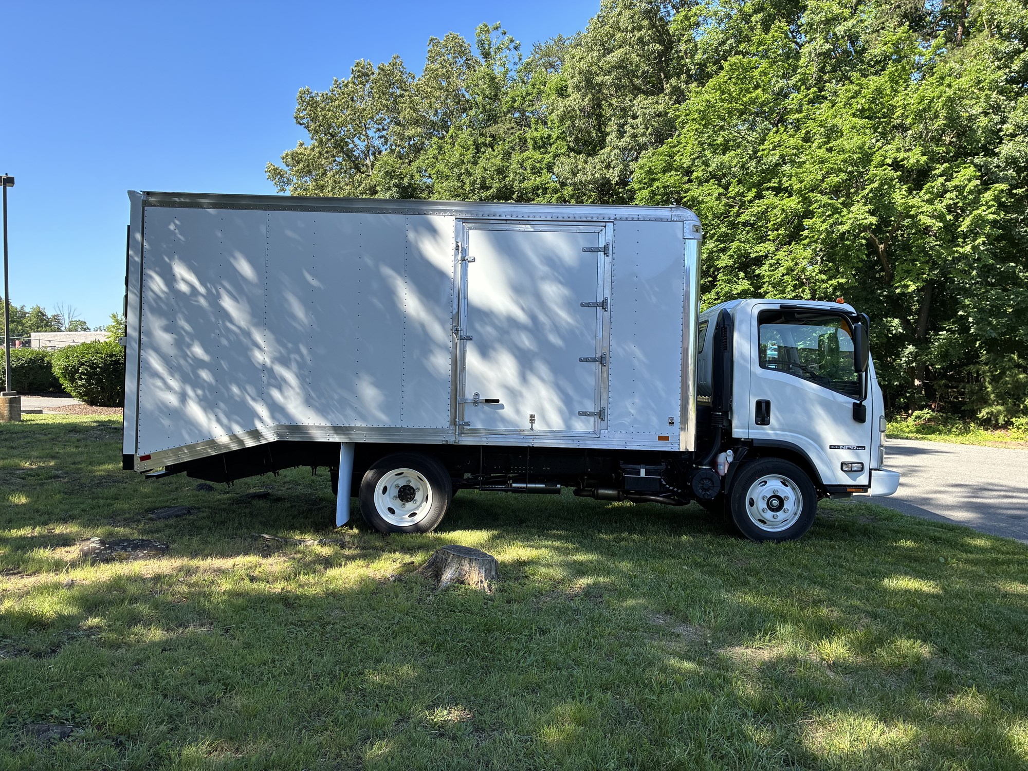 2026 Isuzu NPRGASHD 1F2 2026 Isuzu NPRGASHD 1F2 - image 6 of 6