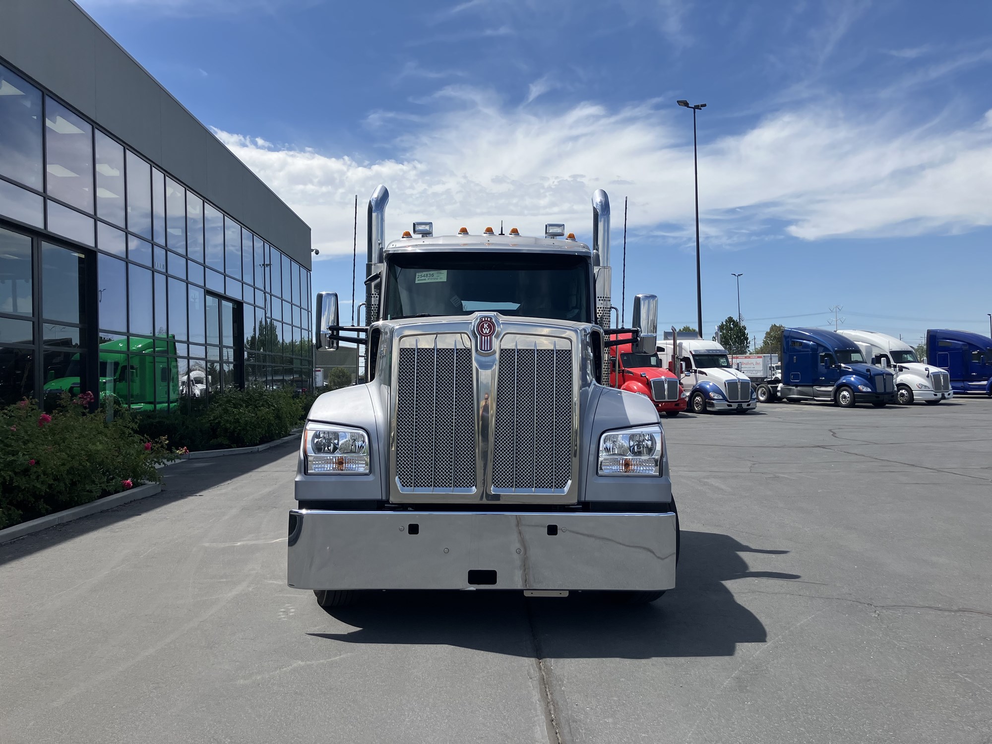 2027 Kenworth W990 in Salt Lake, UT — photo 2