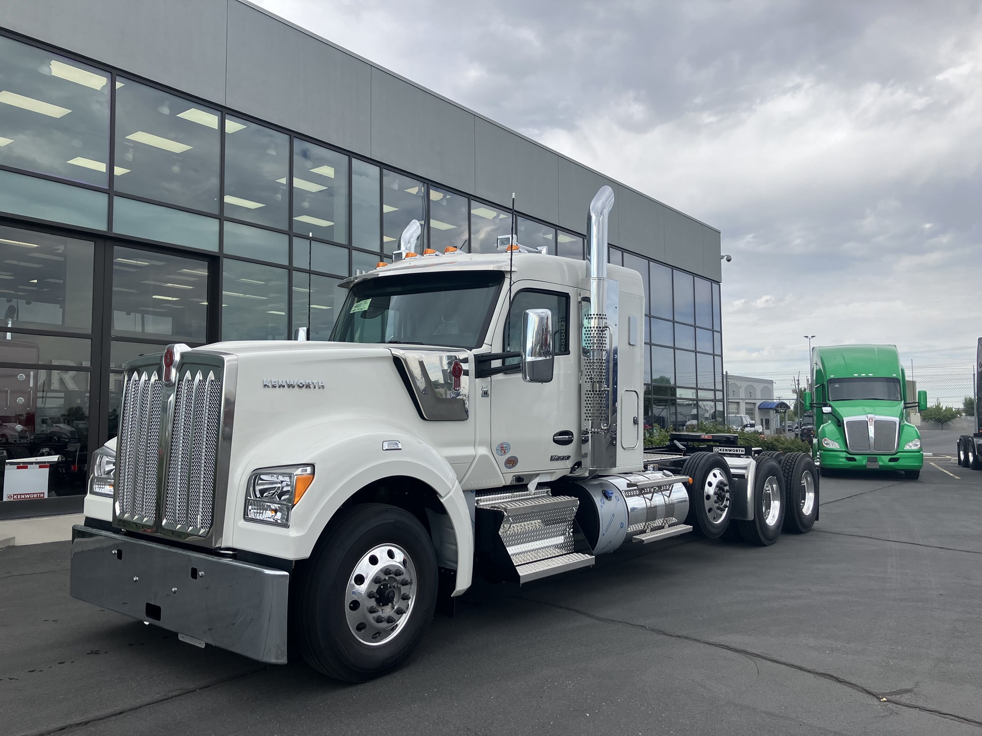 2027 Kenworth W990 in Salt Lake, UT