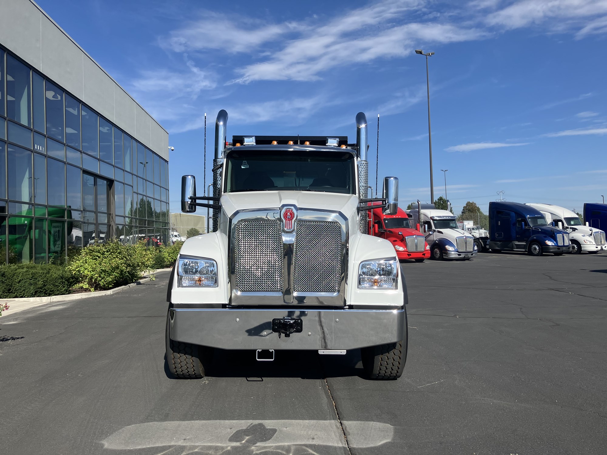 2027 Kenworth T880 in Salt Lake, UT — photo 2