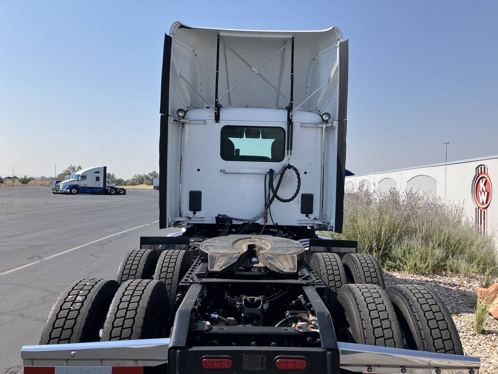 2018 Kenworth T680 in Salt Lake, UT — photo 6
