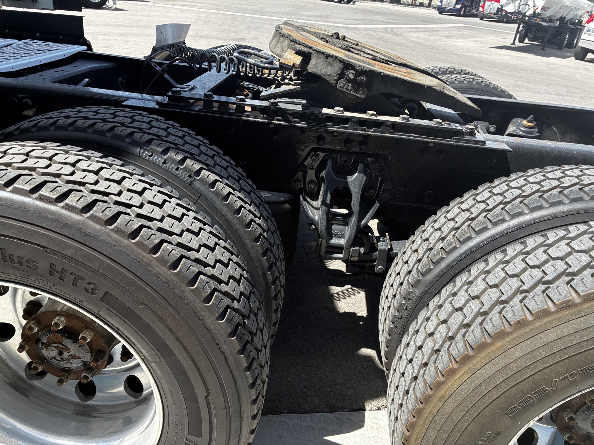 2021 Kenworth T680 - image 6 of 6
