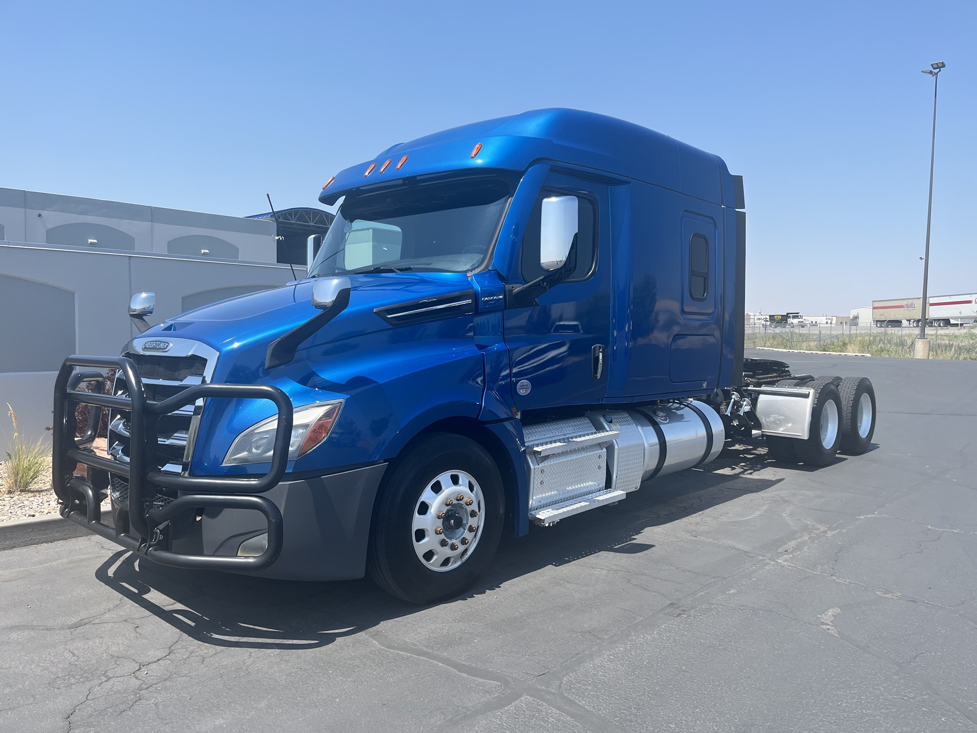 2021 Freightliner Cascadia in Salt Lake, UT — photo 2