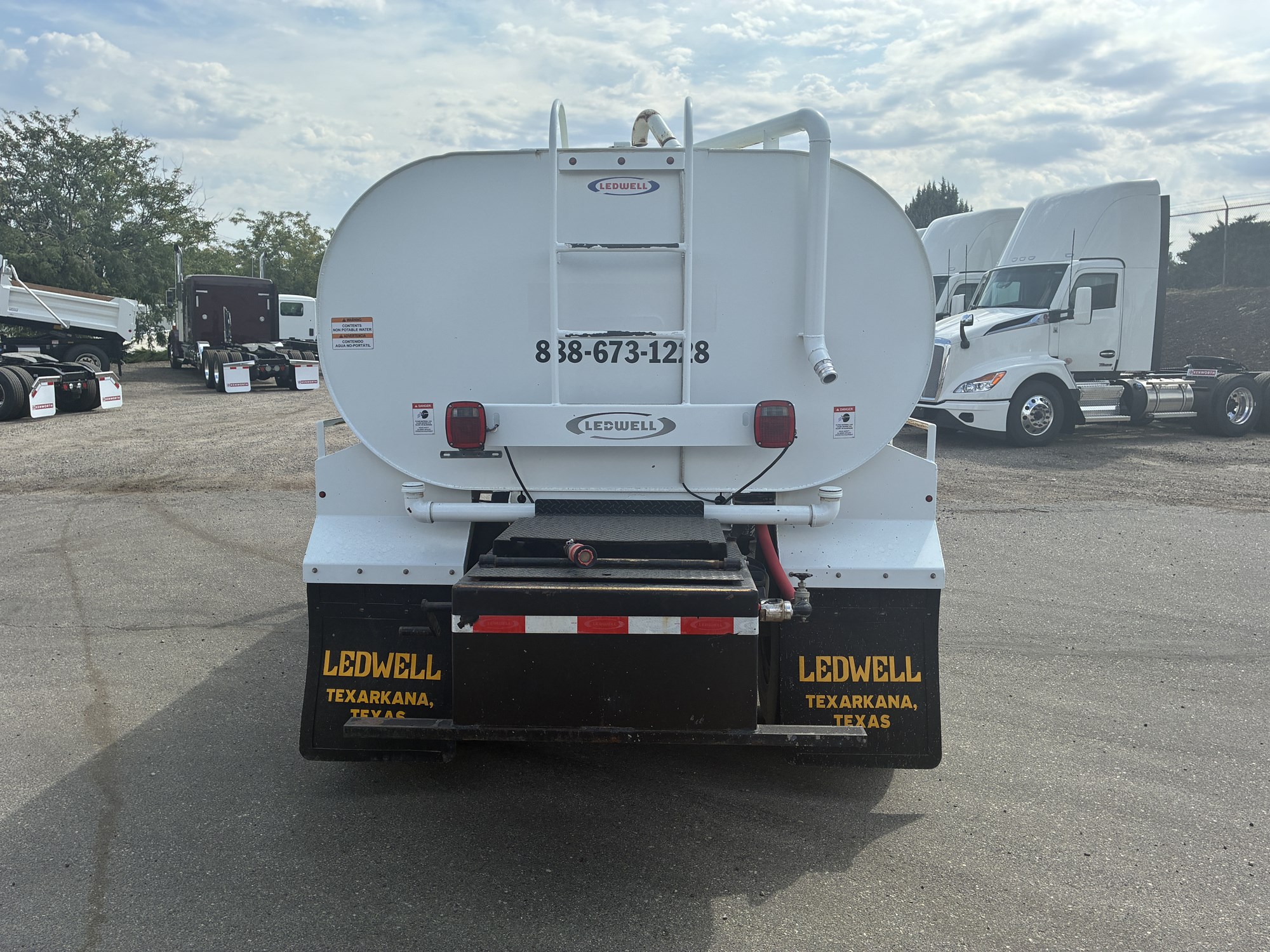 2022 Freightliner eM2 in Boise, ID — photo 4
