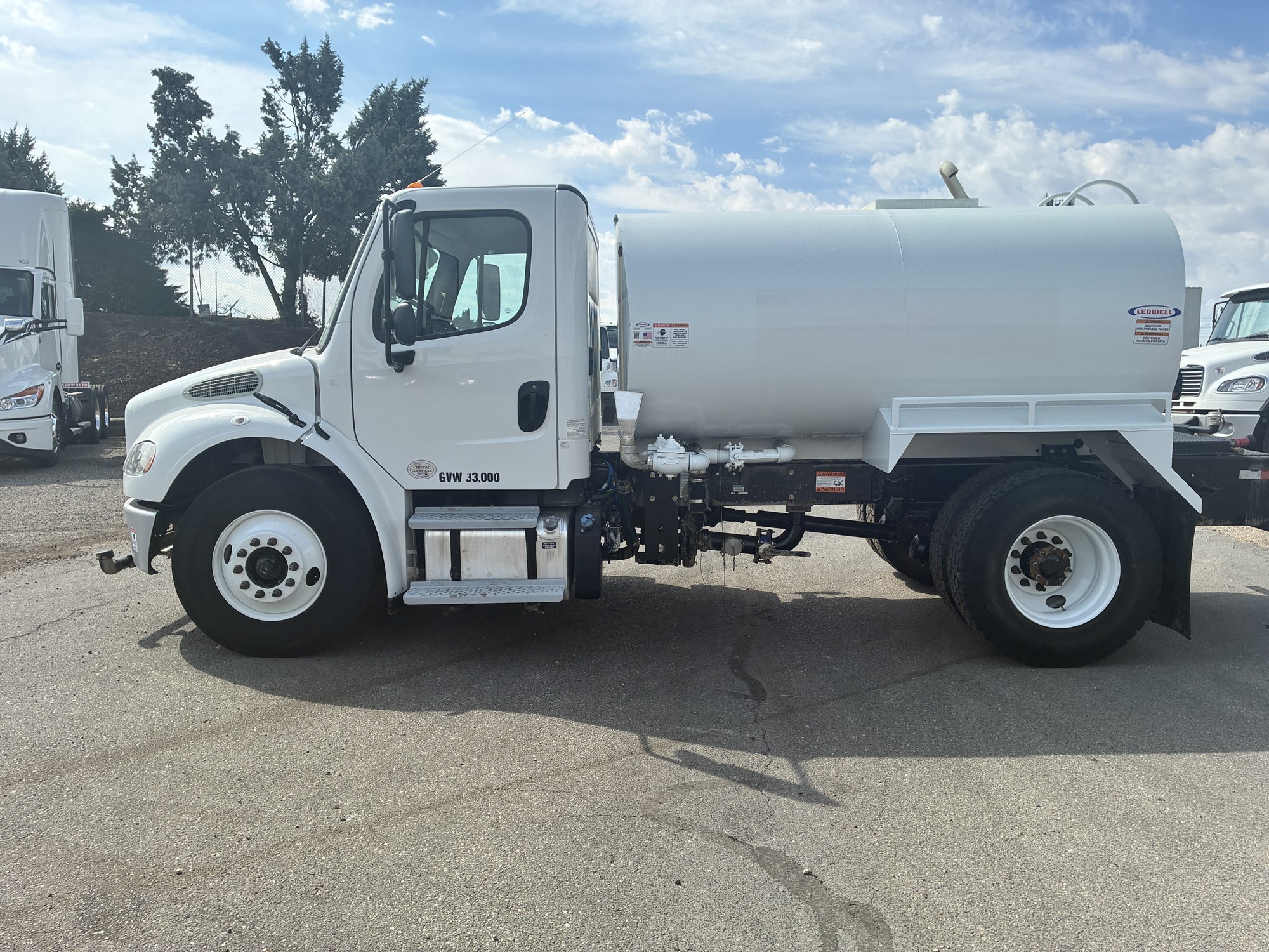 2022 Freightliner eM2 in Boise, ID — photo 2