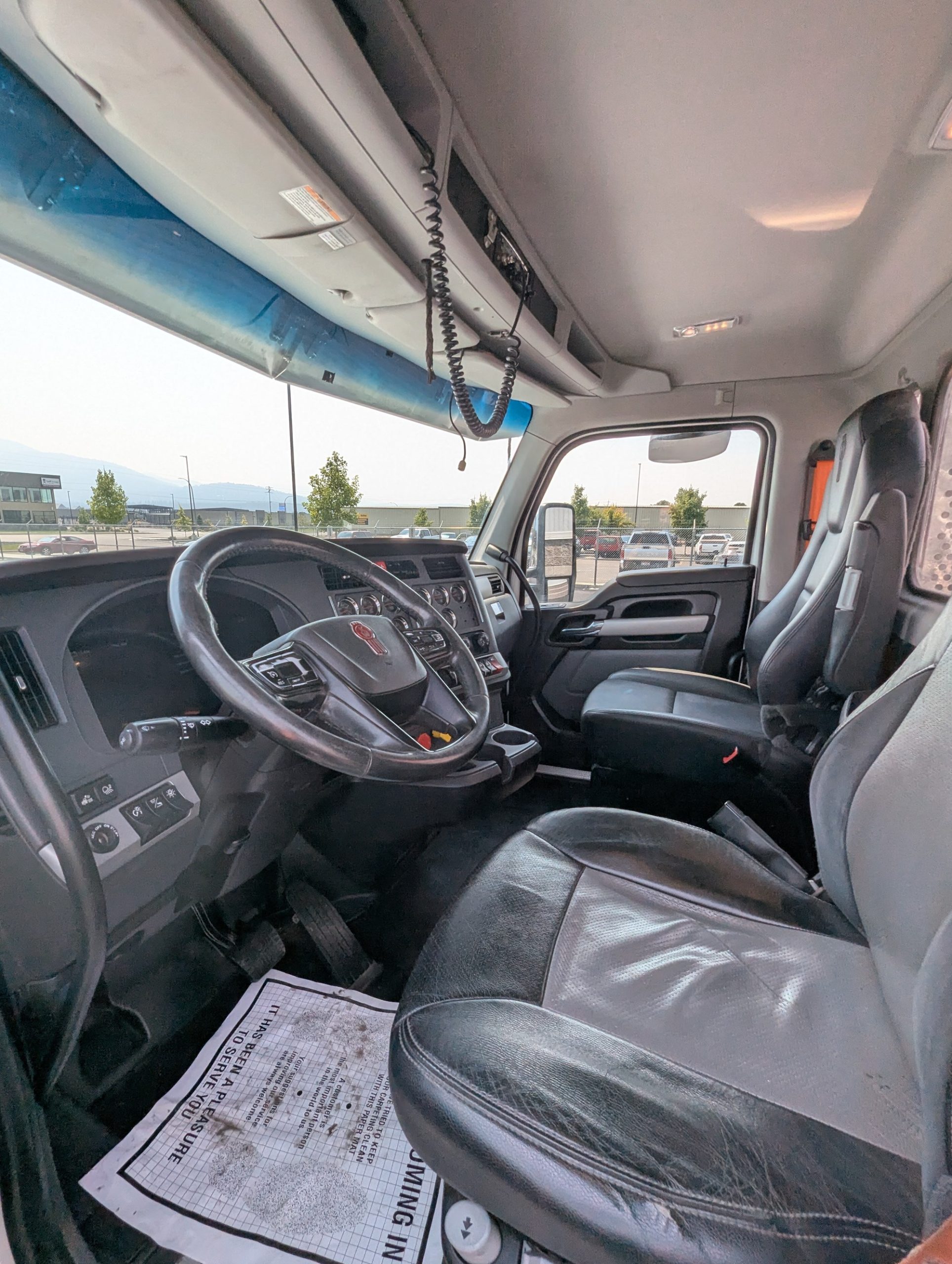 2022 Kenworth T880 in Spokane, WA — photo 5