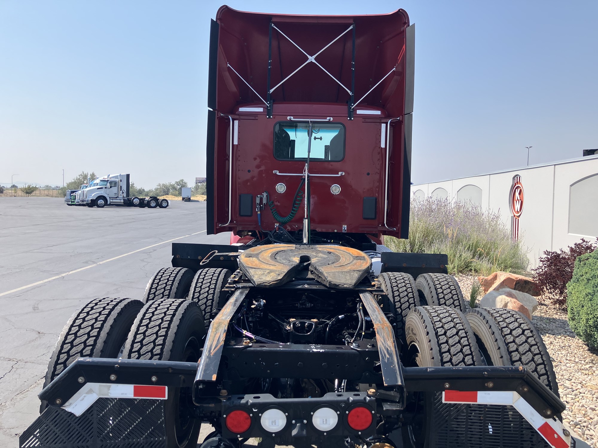 2022 Kenworth T880 - image 6 of 6