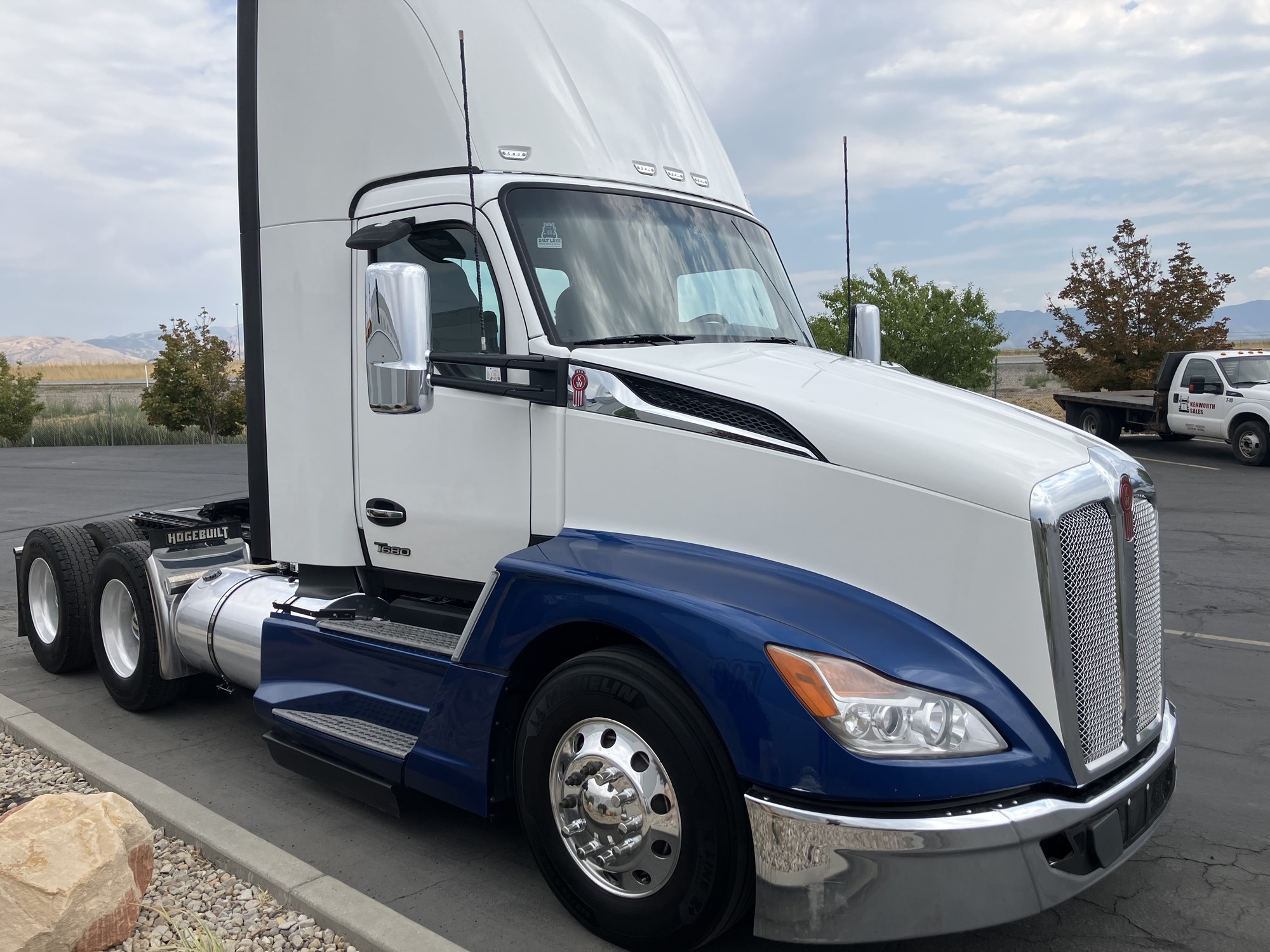 2023 Kenworth T680 Next Gen - image 4 of 6