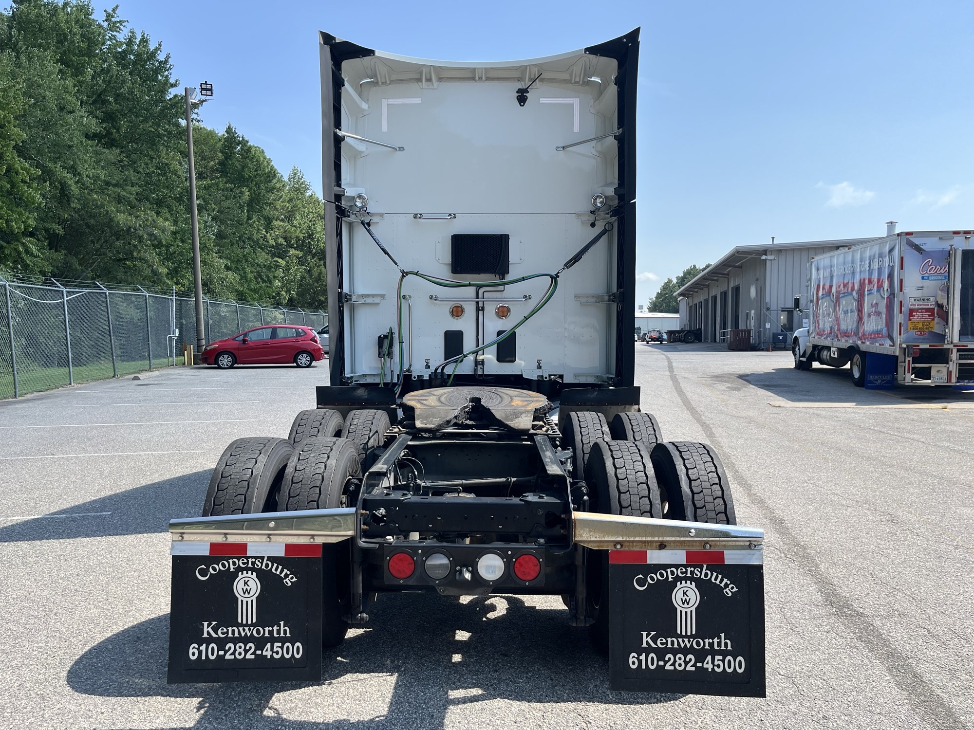 2023 Kenworth T680 - image 6 of 6