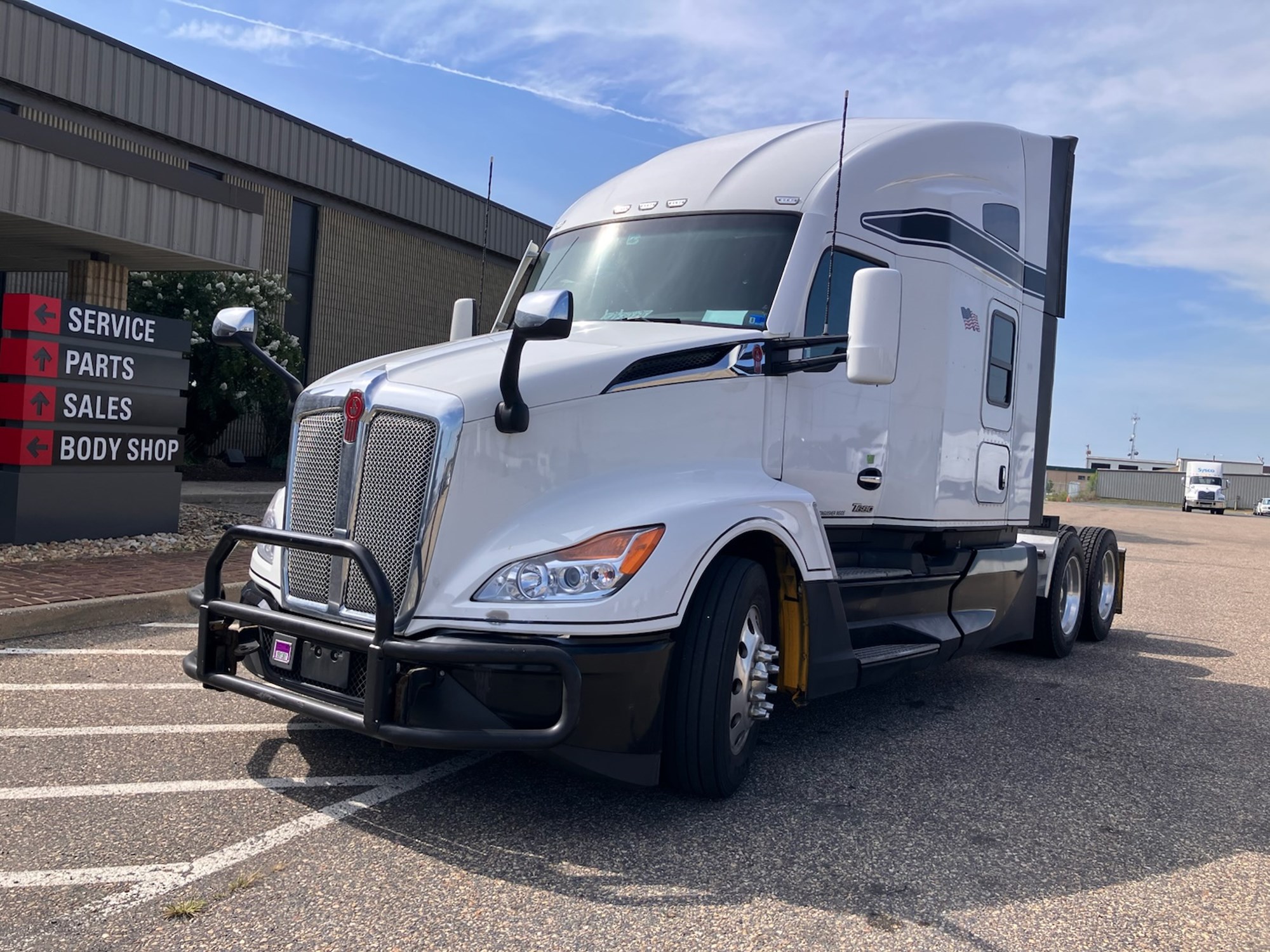 2023 Kenworth T680 - image 1 of 1