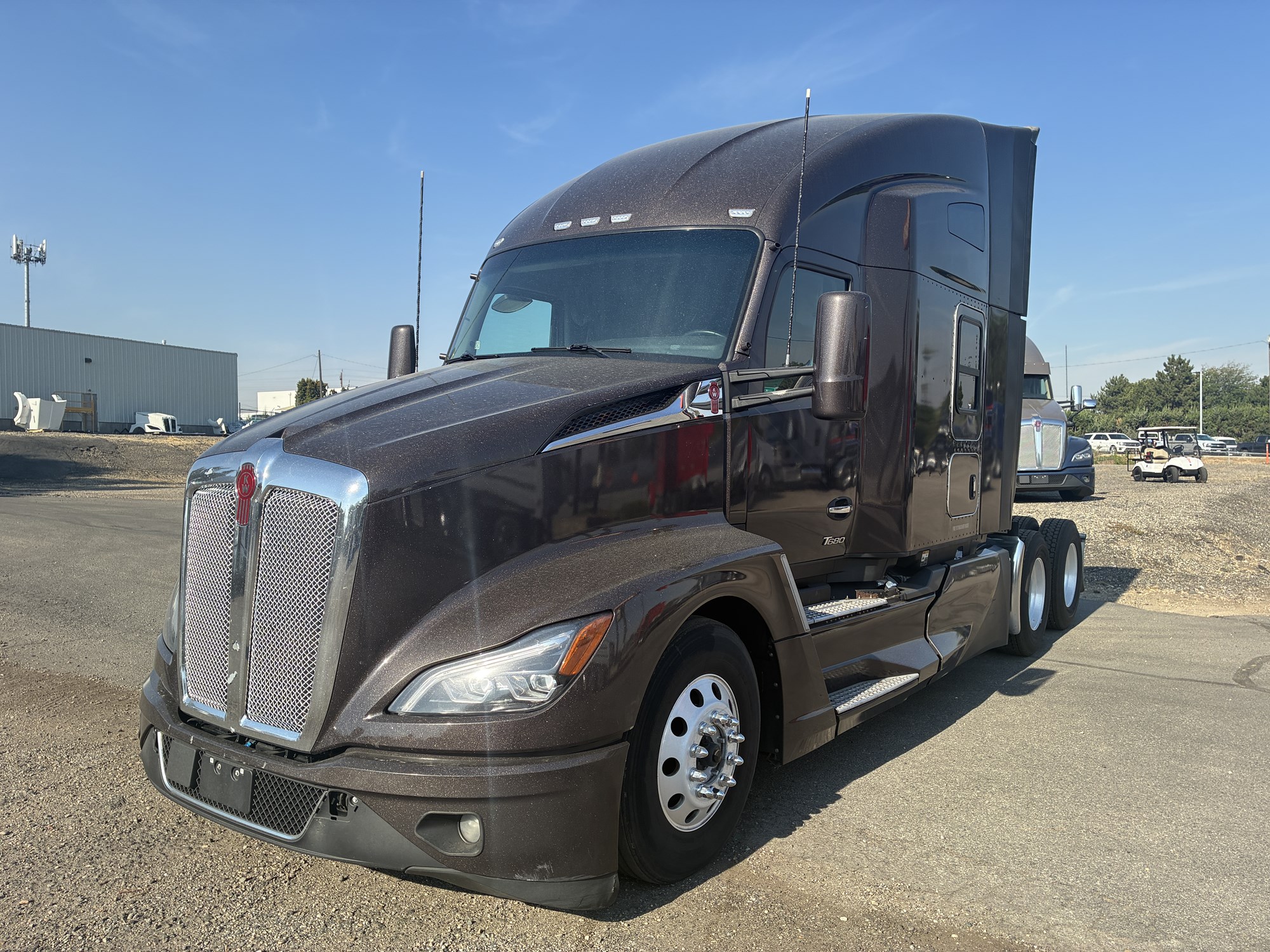 2023 Kenworth T680 Next Gen - image 1 of 6