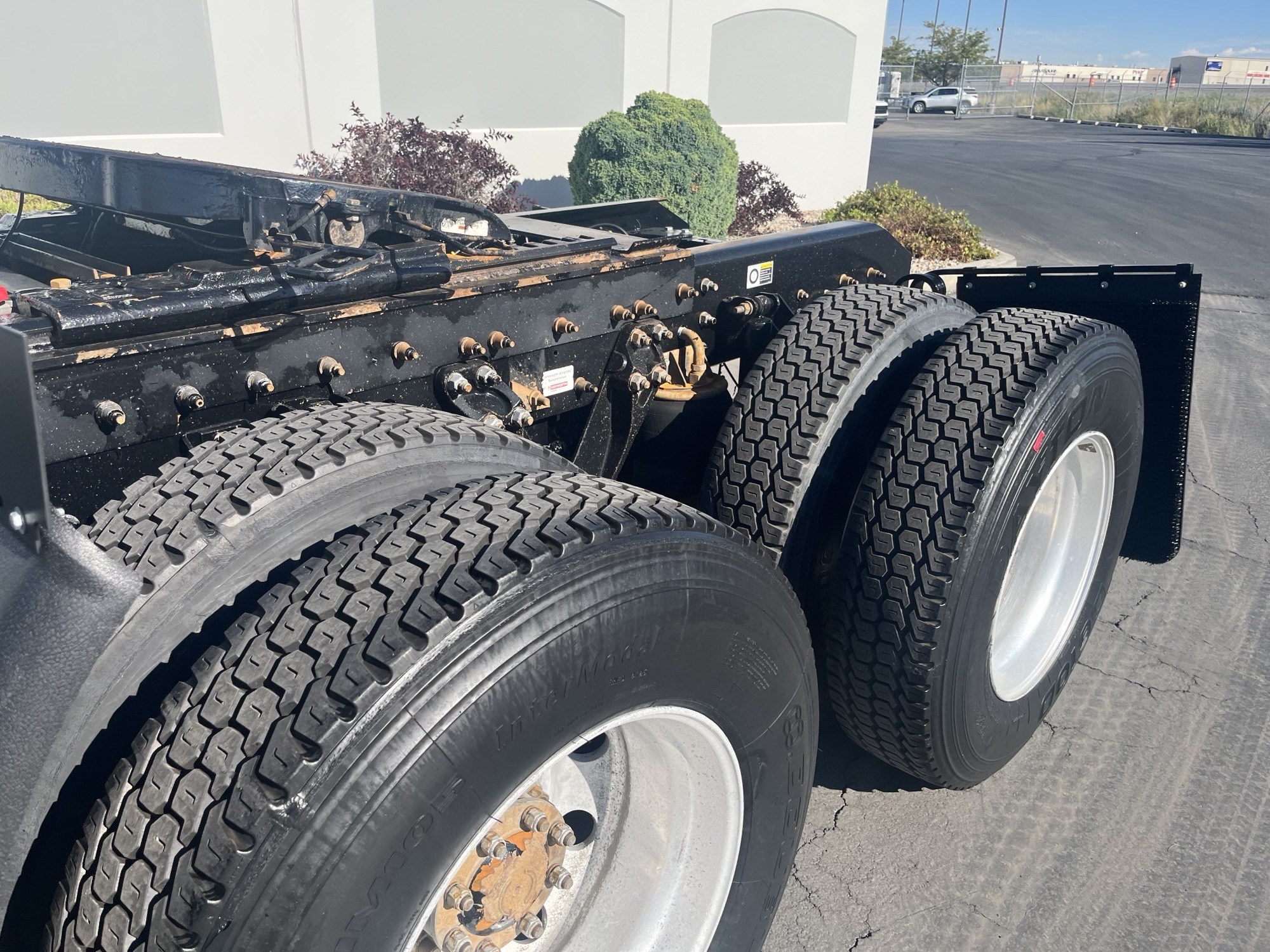2024 Kenworth T880 in Salt Lake, UT — photo 4