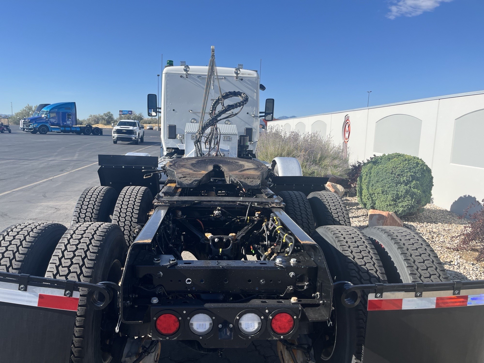 2024 Kenworth T880 in Salt Lake, UT — photo 5