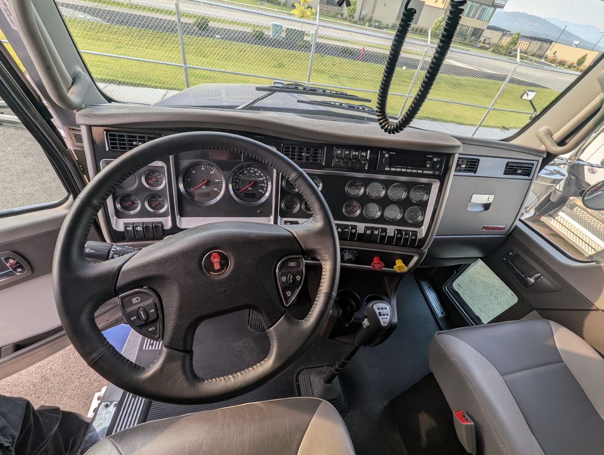 2026 Kenworth T800 - image 5 of 5