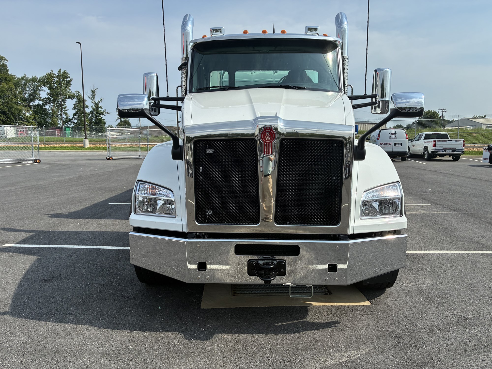 2027 Kenworth T880 in Ashland, VA — photo 4