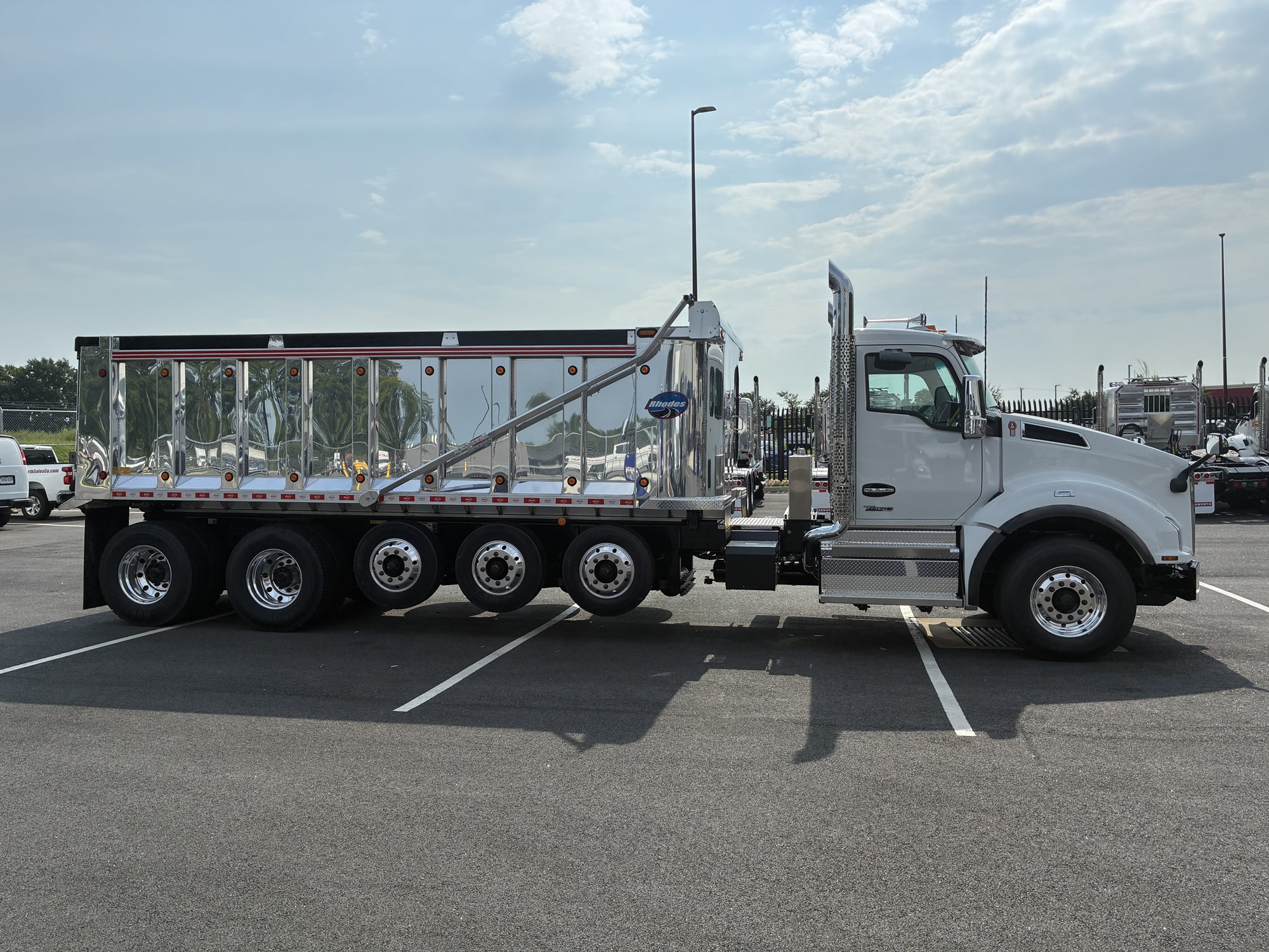 2027 Kenworth T880 in Ashland, VA — photo 5