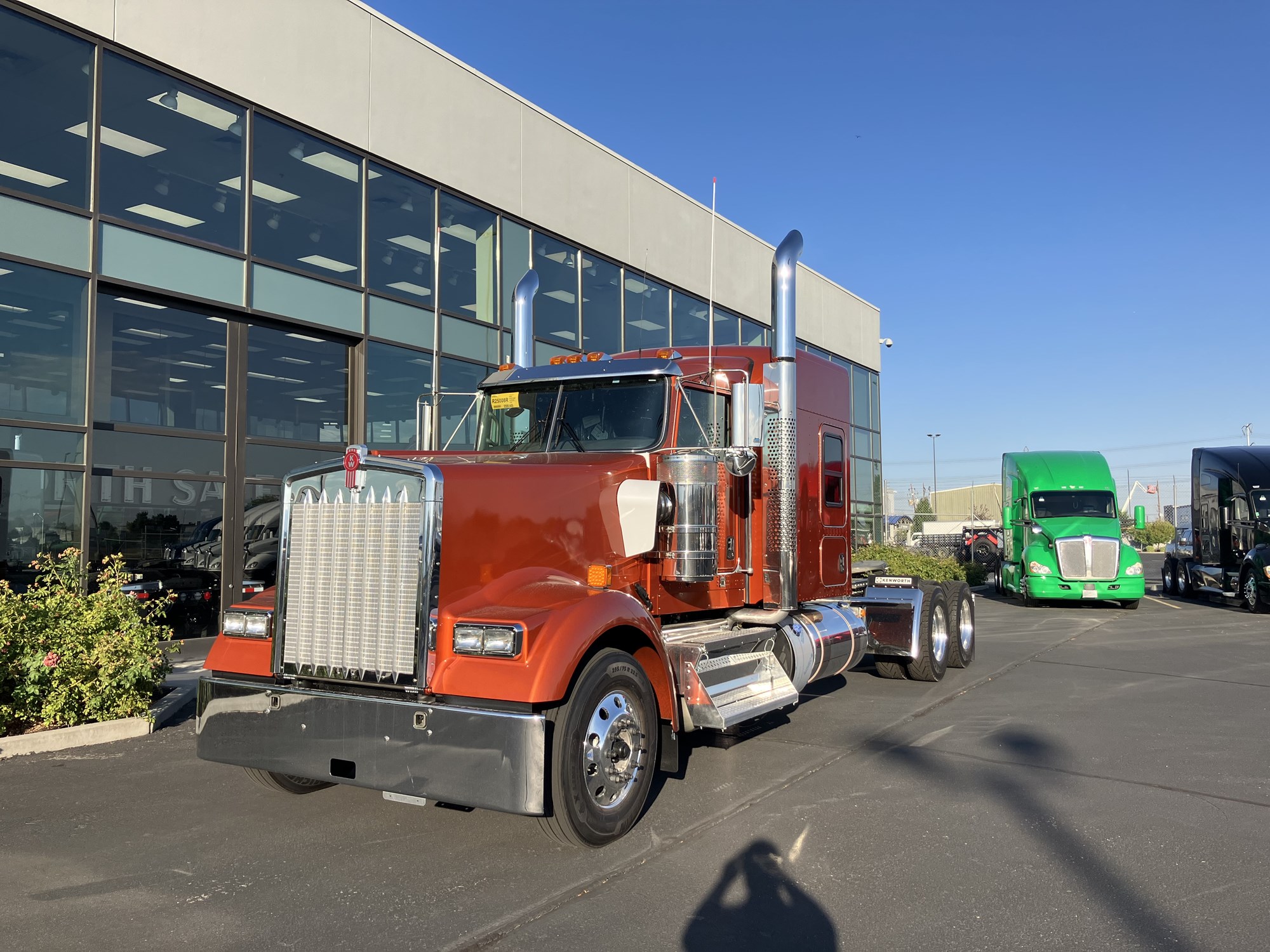 2027 Kenworth W900B - image 1 of 6