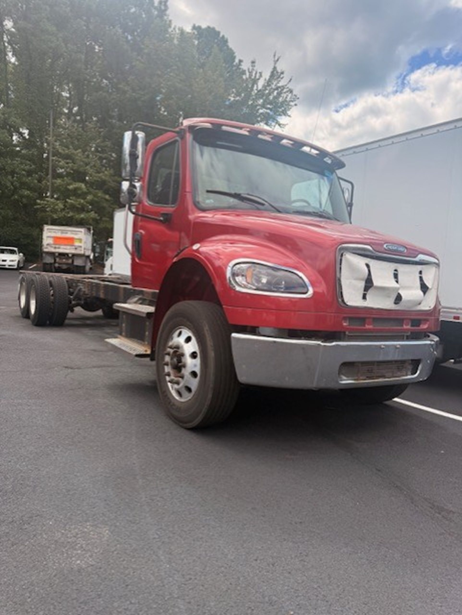 2020 Freightliner M2 2020 Freightliner M2 - image 2 of 6